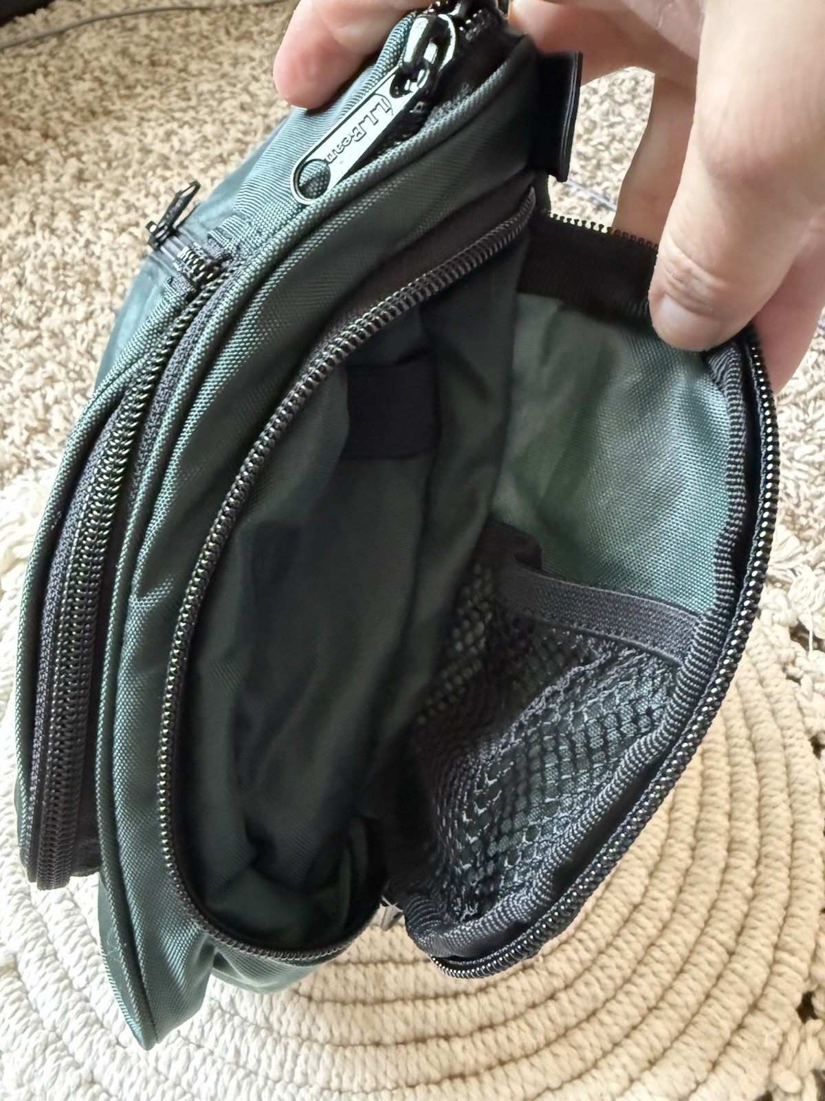 LL Bean Personal Organizer Toiletry Bag Green Nylon Travel Case