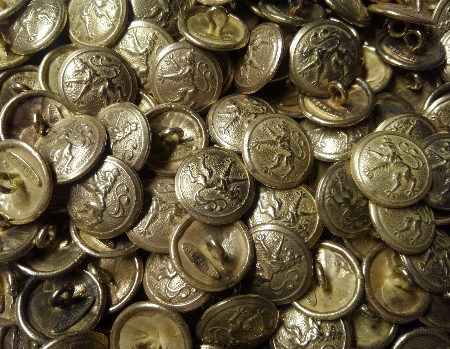 WWI German Bavarian Brass finish 21MM LEFT FACING buttons by the each