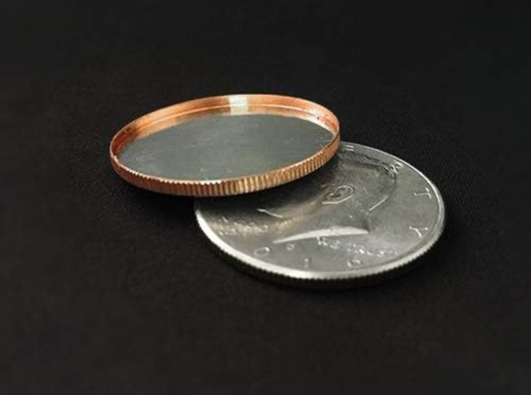 Magic Trick Expanded Shell Half Dollar Appearing Vanish Coin Magicians Prop T7