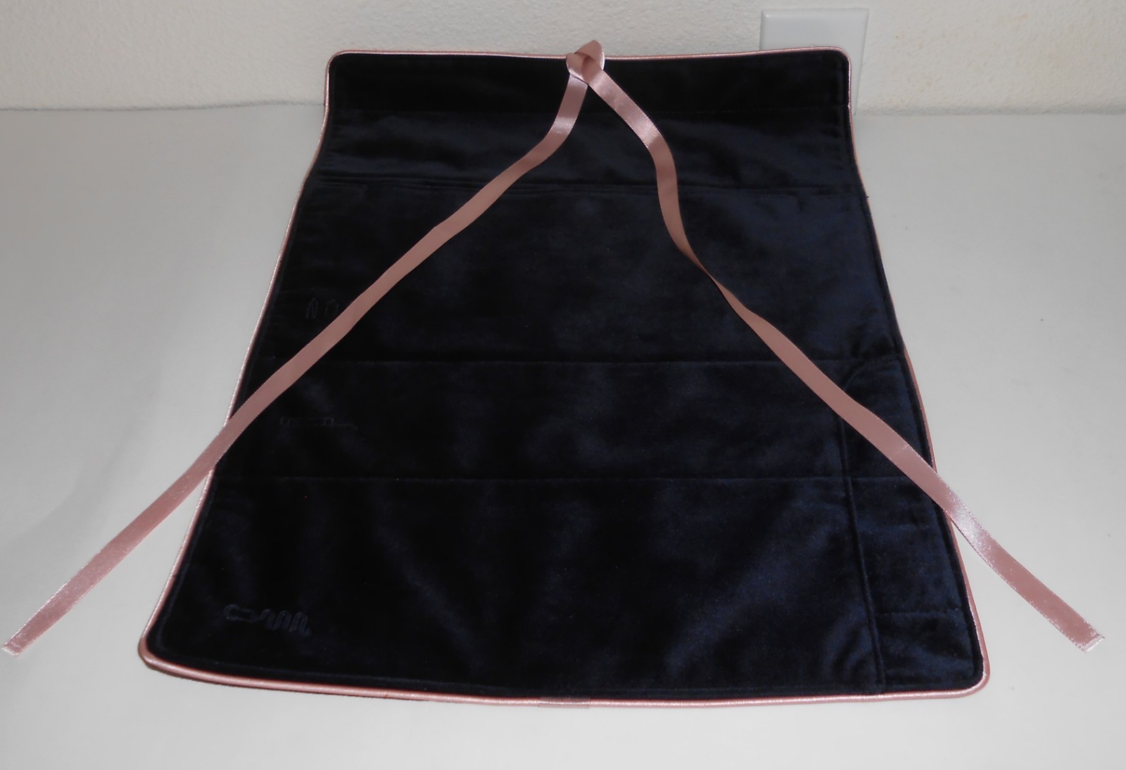 Dyson EMPTY Velvet Travel Pouch Bag Case Wrap Tie