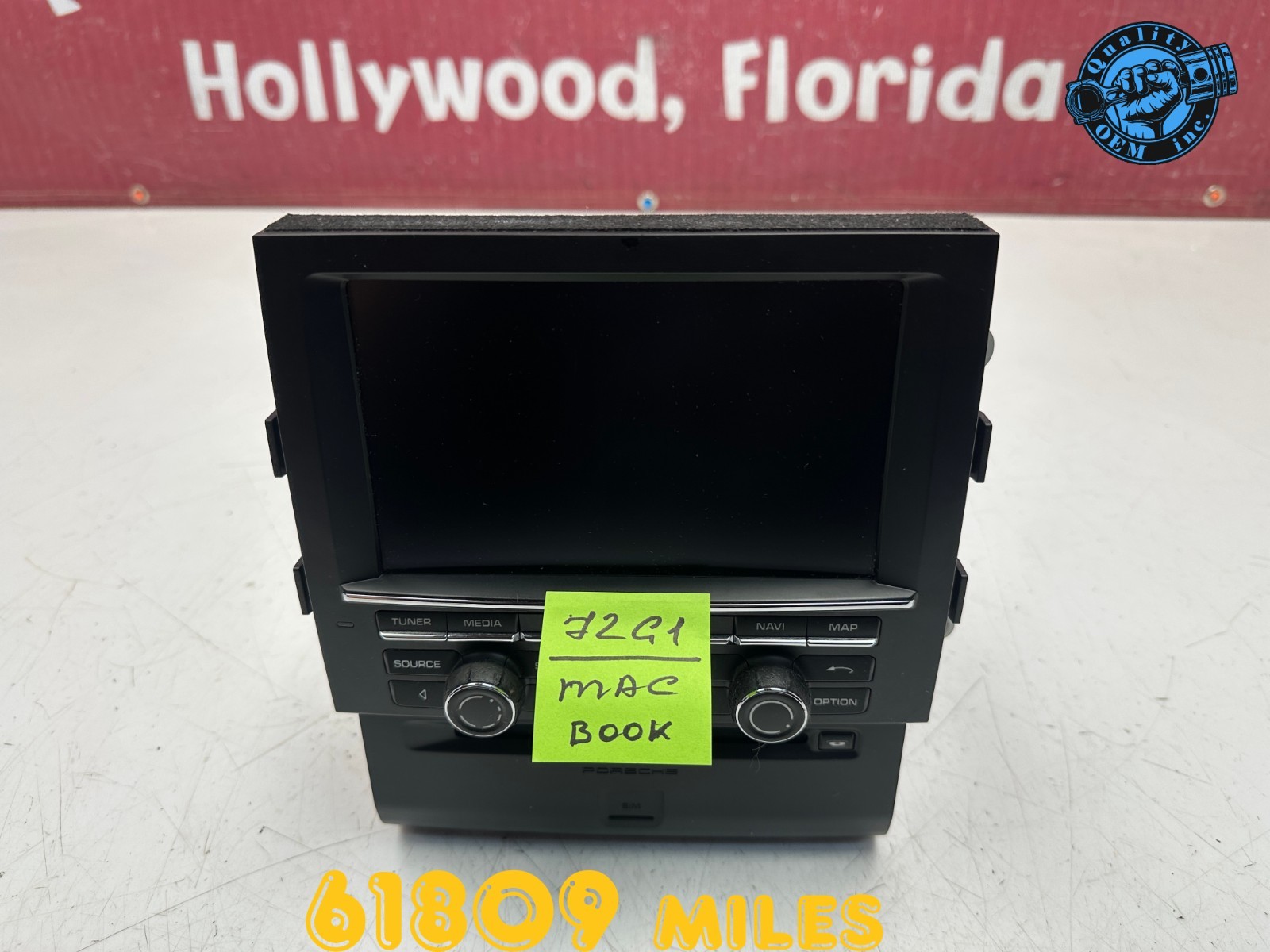 2015-2016 PORSCHE MACAN CD RADIO RECEIVER NAVI DISPLAY SCREEN MONITOR OEM 61 kmi