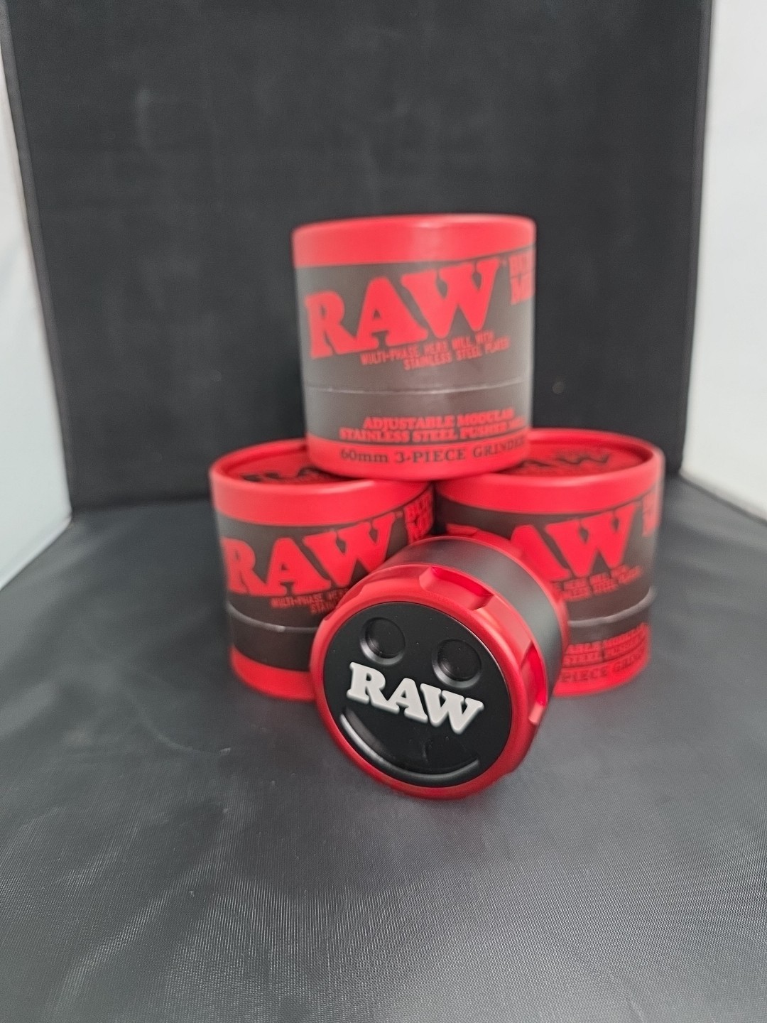Exclusive RAW Buddy Herb Mill Grinder – The Ultimate High-Performance Herb Mill