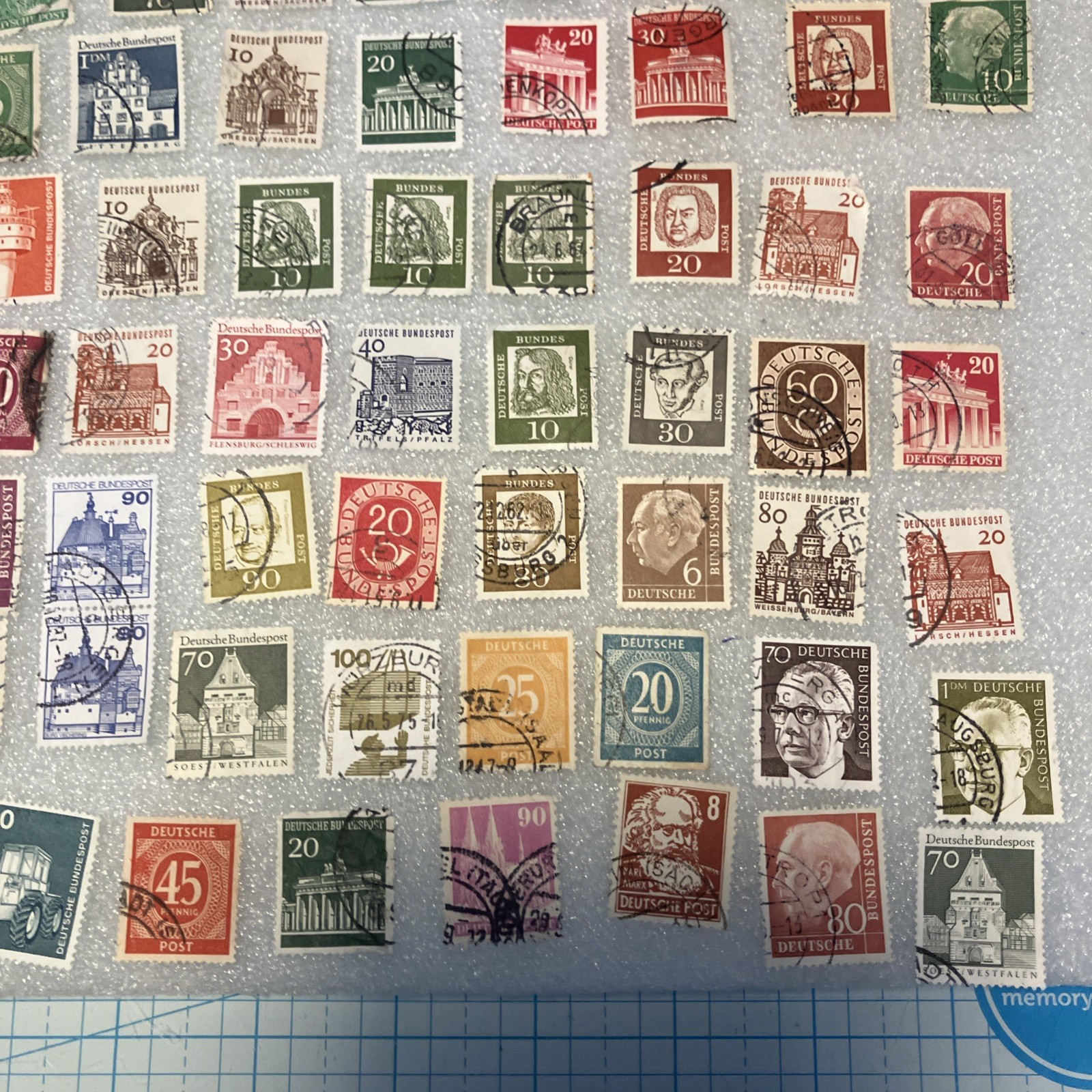 55 USED/Cancel Small West Germany Deutsche Bundespost 1945-1985 Stamps. $1Ships.