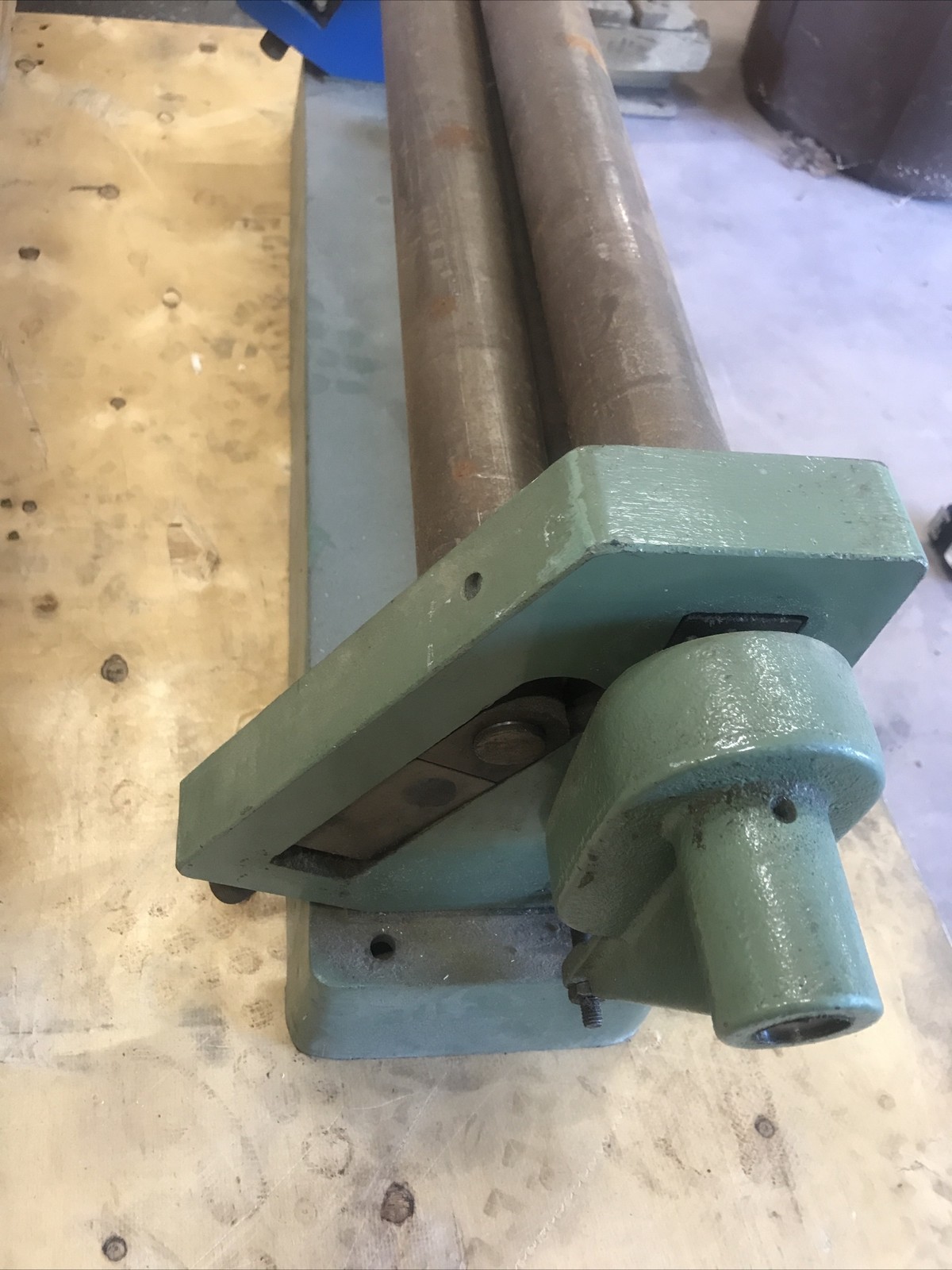 diacro roller number 24 Serial # GH 1886