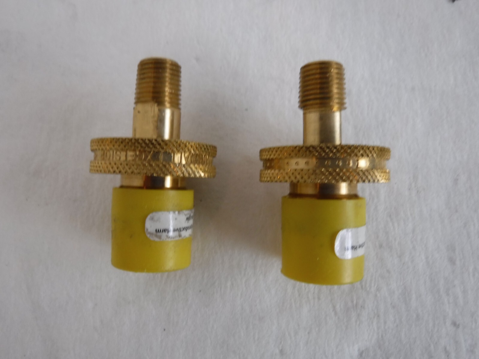 (2 Pcs) Marshall Excelsior ME1654AR Soft Nose PCL x 1/4" MPT W/Hand Wheel (BULK)