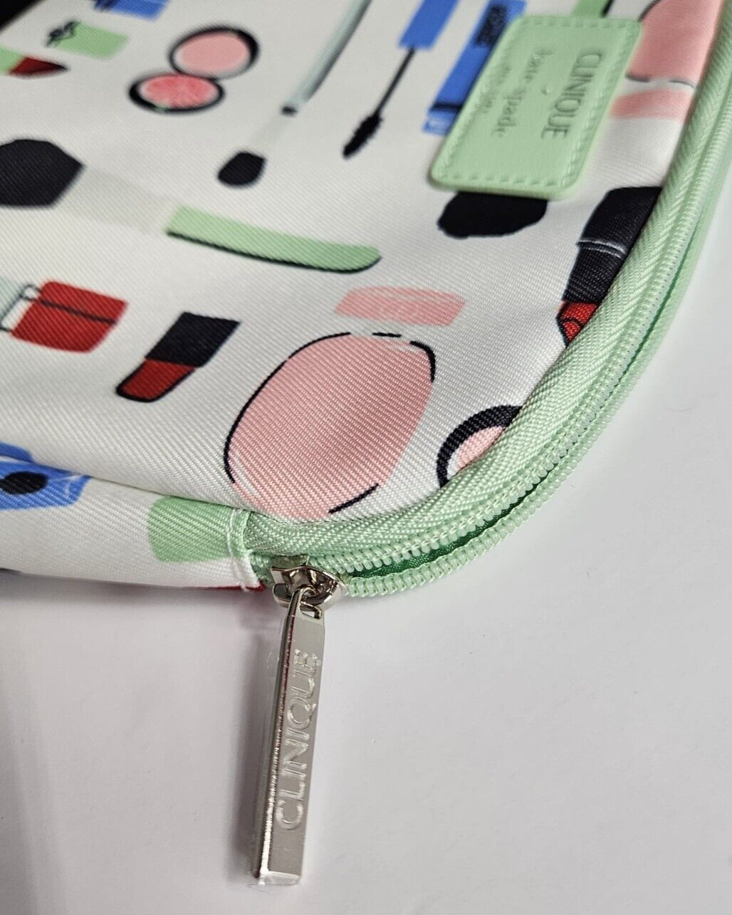 Clinique x Kate Spade Cosmetic Pouch- White/Green - With Zipper - New