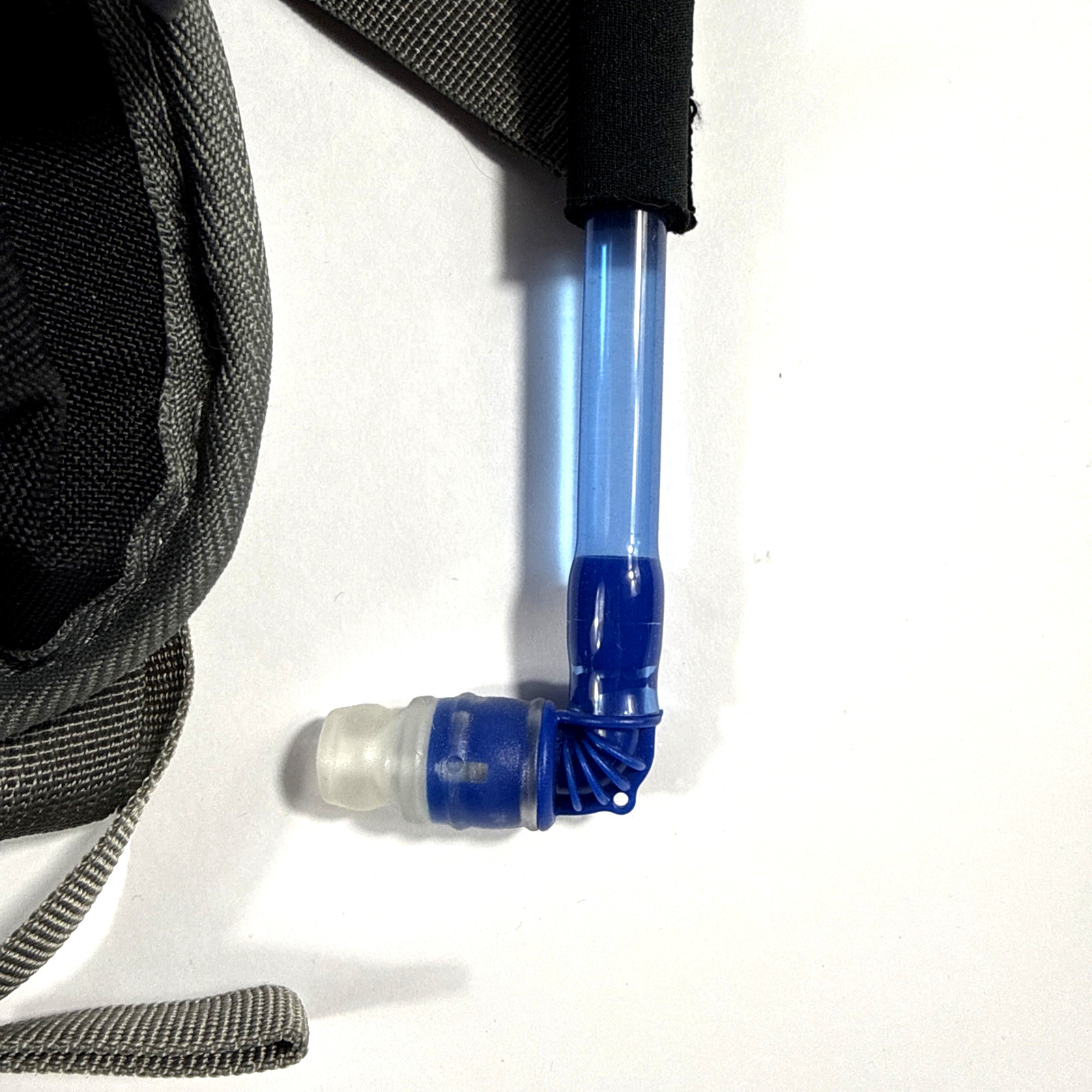 High Sierra 1.5L Hydration Pack Wave 50 Blue and Gray Brand New