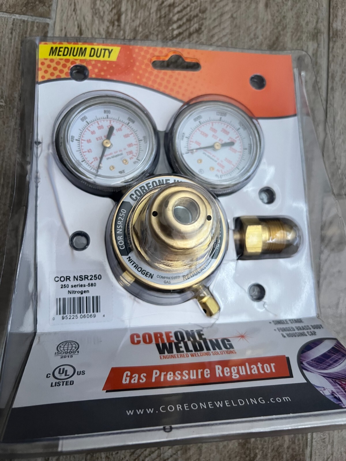 COREONE WELDING NITROGEN GAS PRESSURE REGULATOR MEDIUM DUTY NEW-COR NSR250