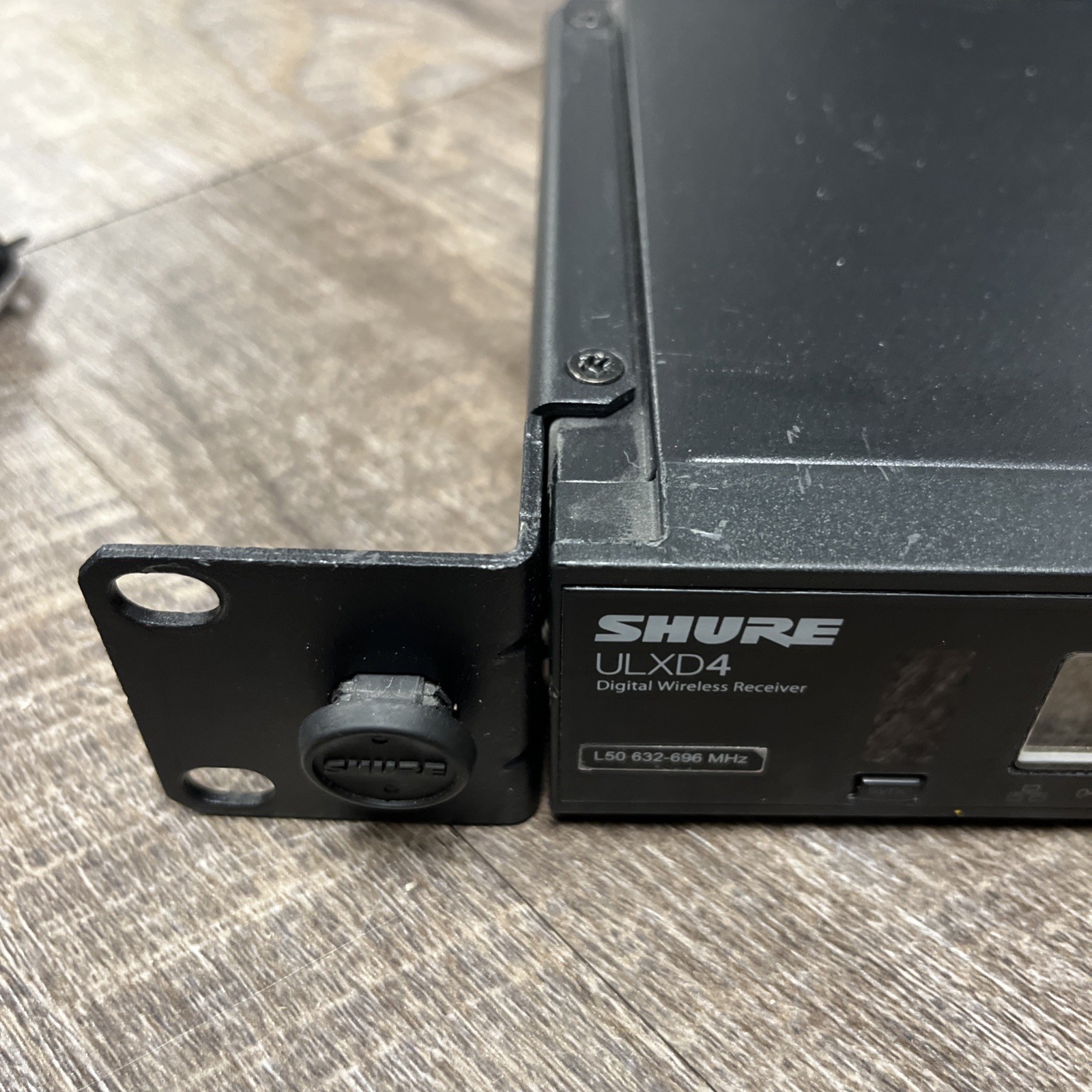 Shure ULXD24/Beta 58A L50 Handheld Wireless Microphone System 632-696 MHz