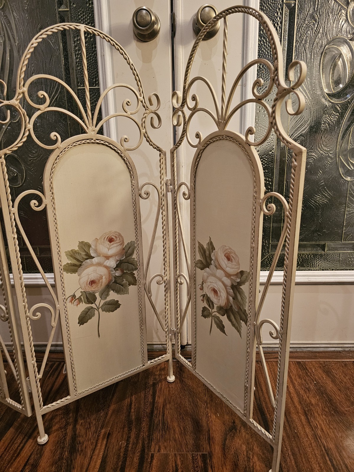 Vintage Victorian WroughtIron Short Room Divider W/Rose Panels-Very Good