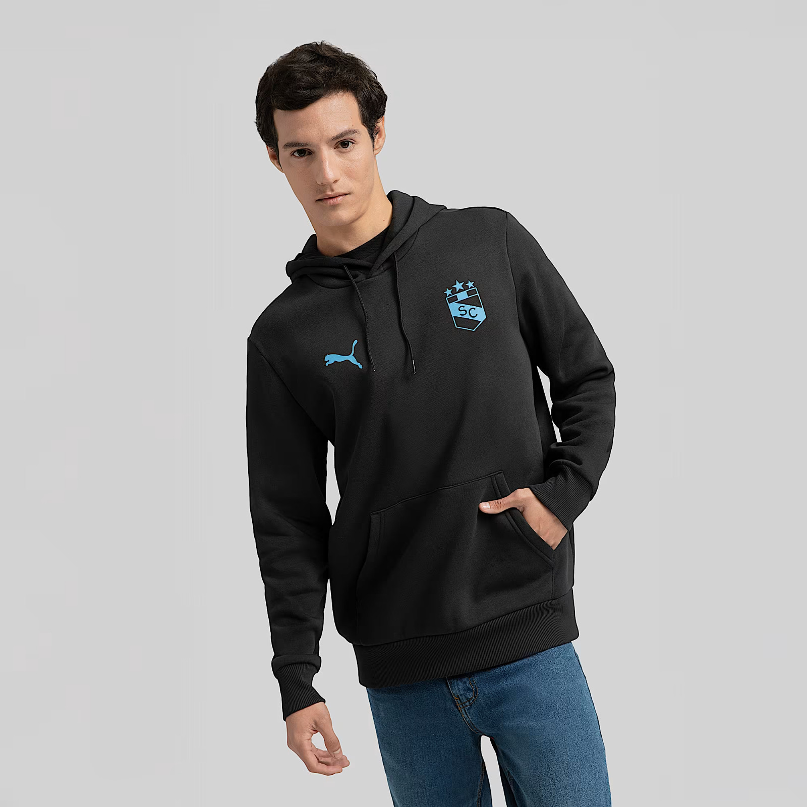 PUMA POLERA CON CAPUCHA FUTBOL SPORTING CRISTAL PERU