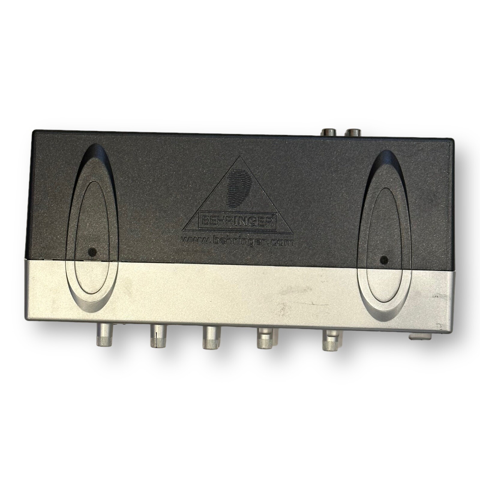 Behringer Minimix Mix800 Ultra-Compact Karaoke Machine with Voice Canceller & Fx