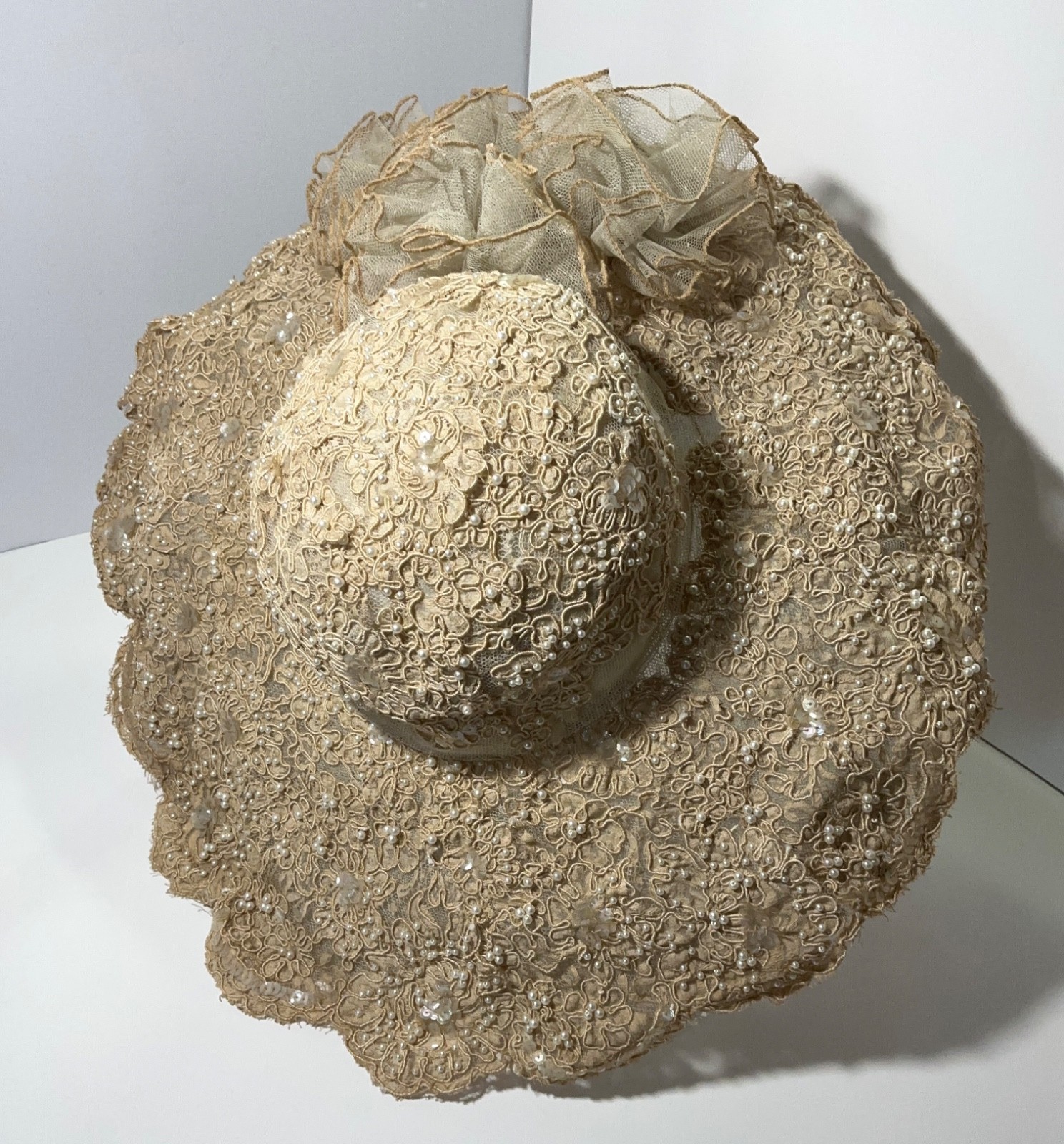 Pearl beaded sequined & corded Chantilly lace dark ivory wedding hat VNT 1983