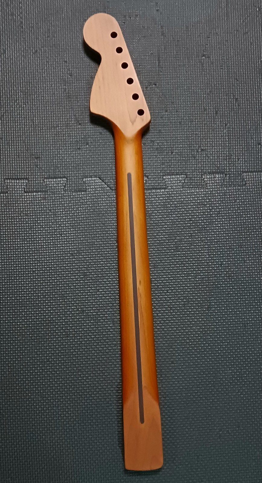 70s Style Strat Neck- Roasted Canadian Maple 👍 Quality!