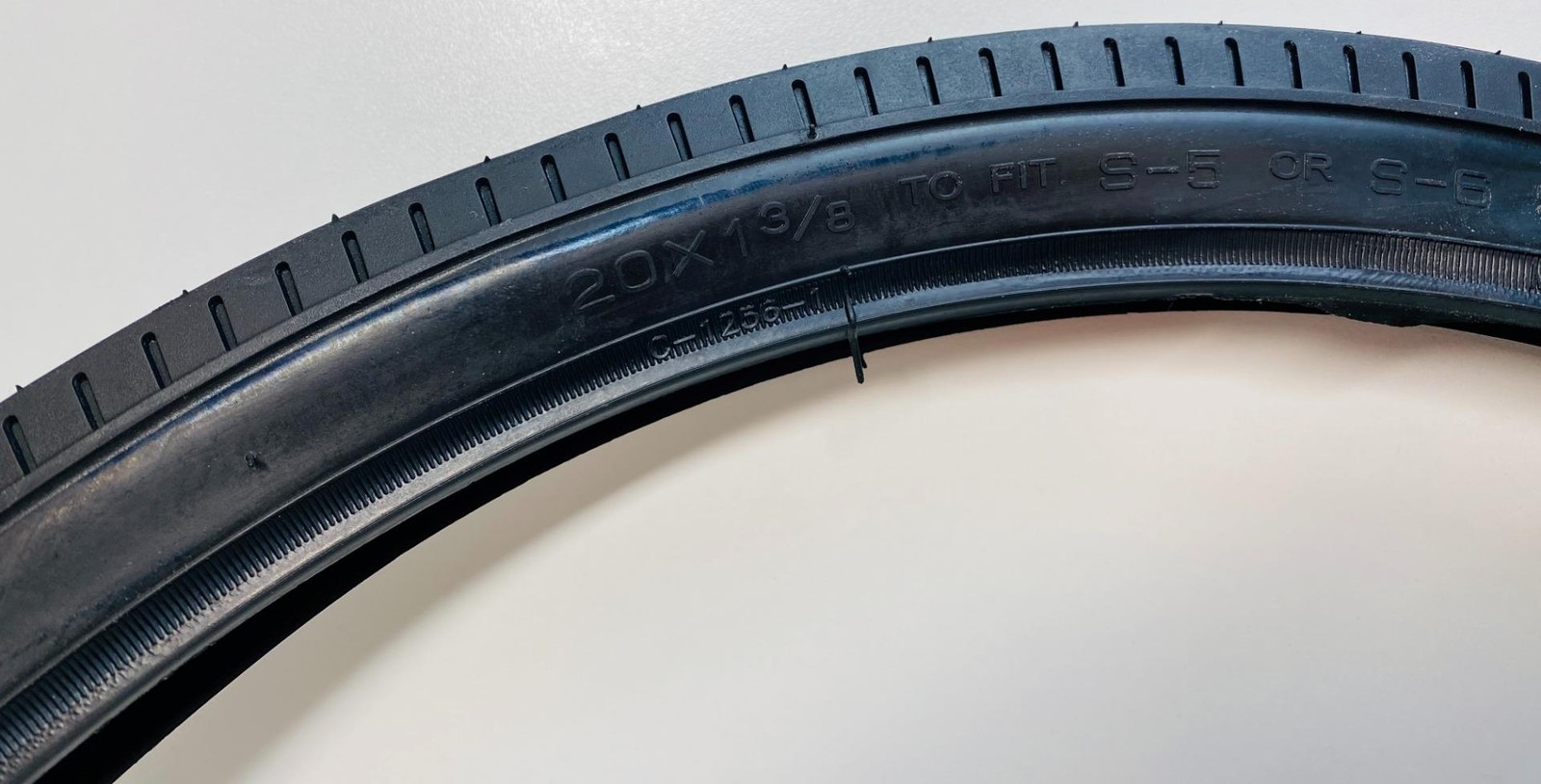 NEW Schwinn Approved FASTBACK 20 x 1-3/8" S5 S6 Front and Rear TIRES with TUBES