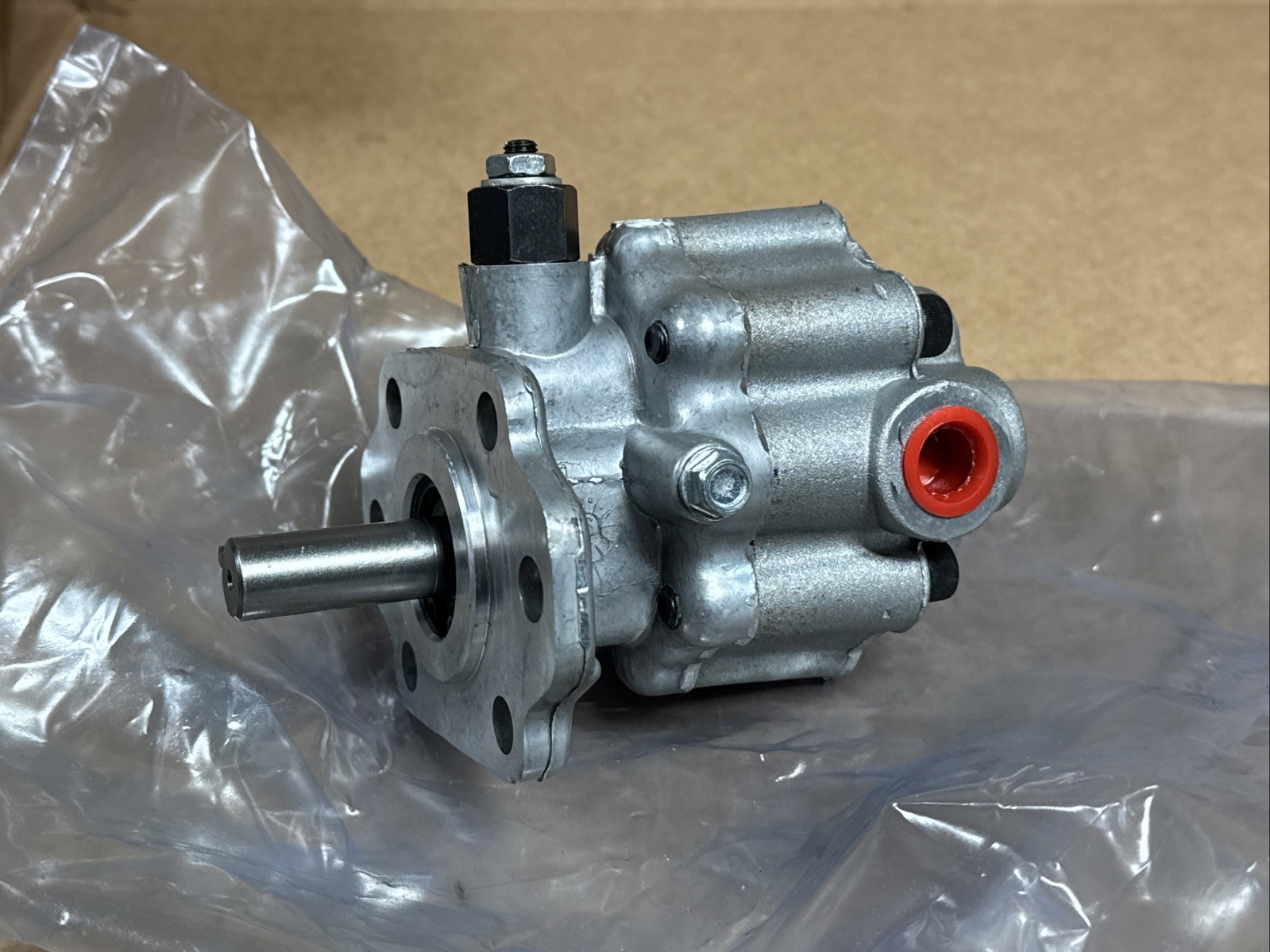 NEW DANFOSS 163V1082 Hydraulic Gear Pump WARRANTY FAST SAME DAY SHIPPING