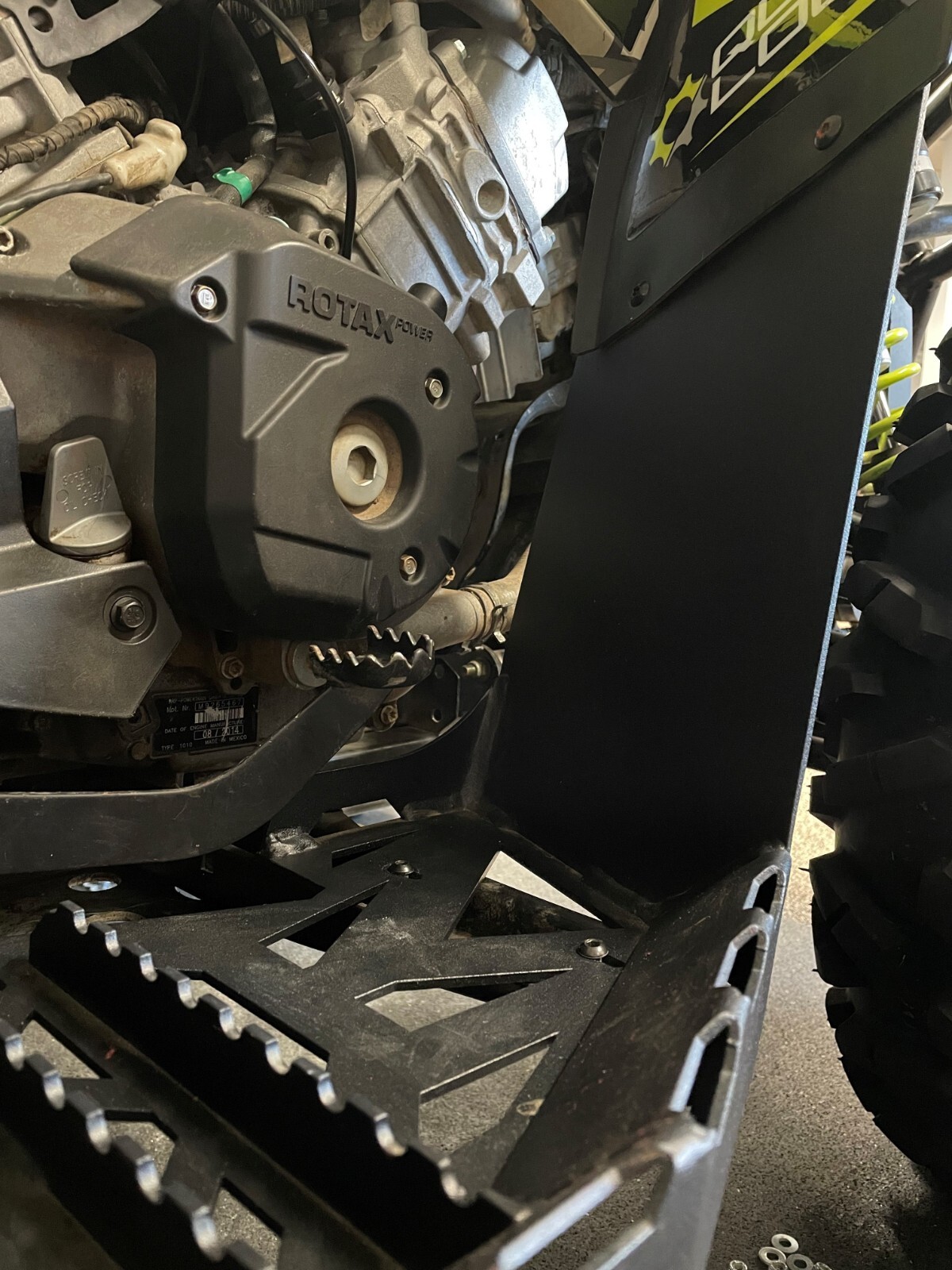 Can-Am Gen 2 (2012-23) Renegade (All models) Black Steel Footwells Floorboards