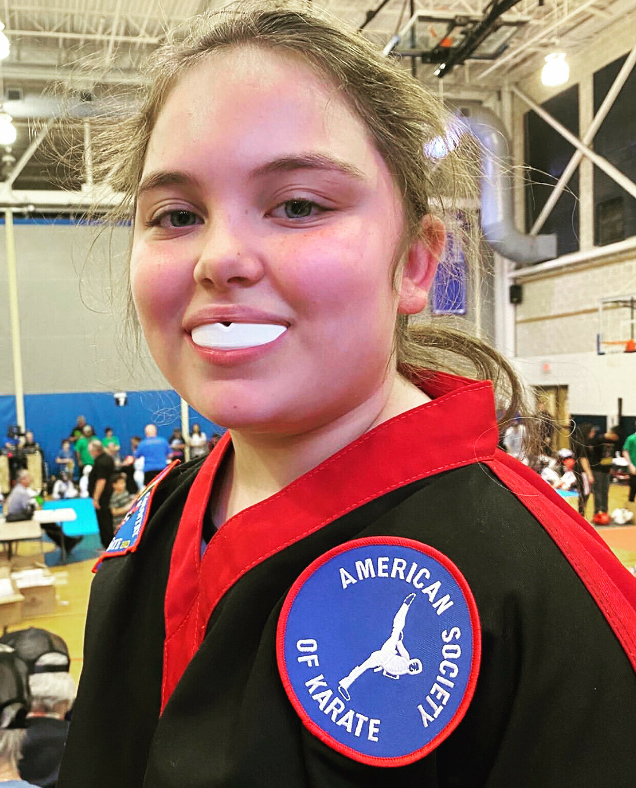 Oral Mart MMA BJJ Karate Flag Football Mouth Guard (White/Blue) with Free Case