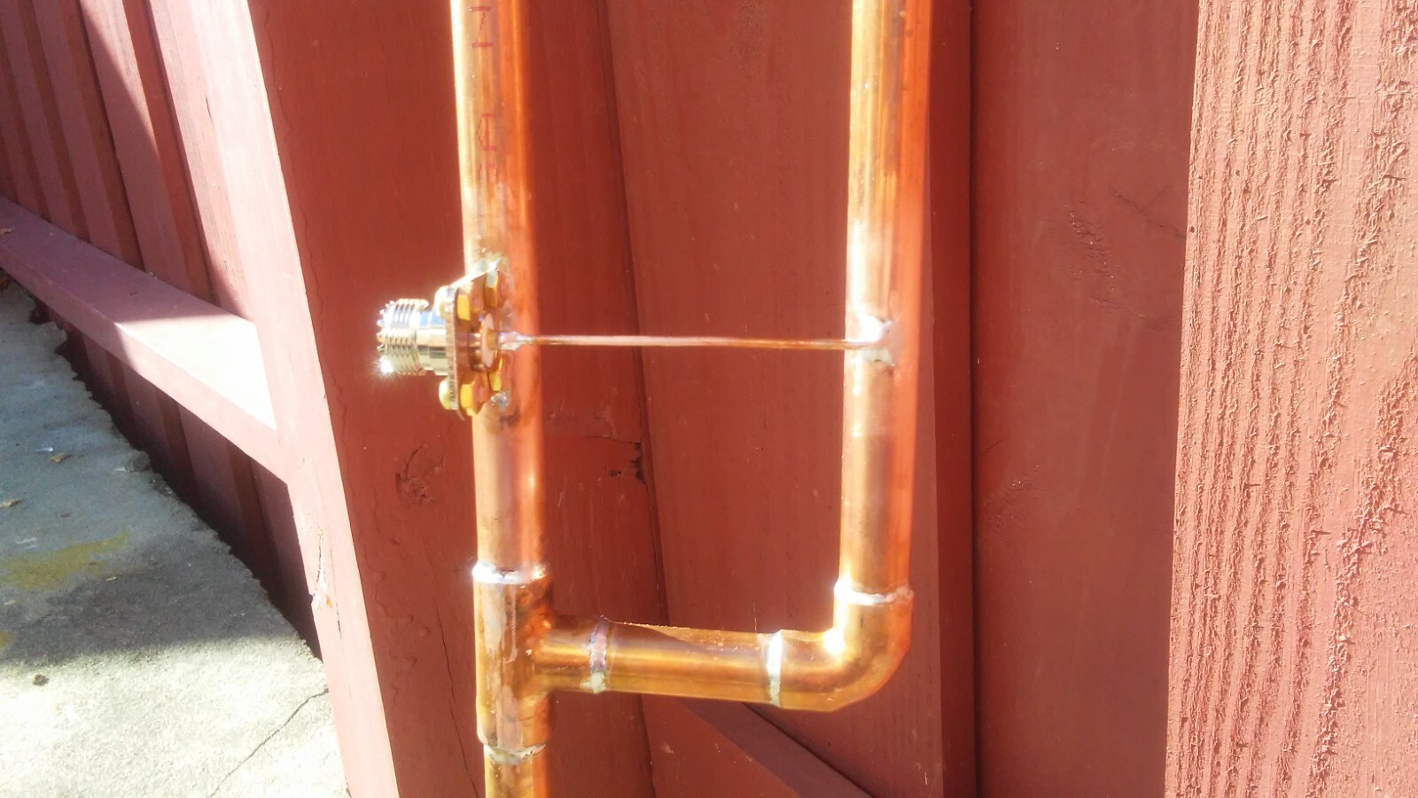 LOW POWER FM ANTENNA FOR FM BROADCAST