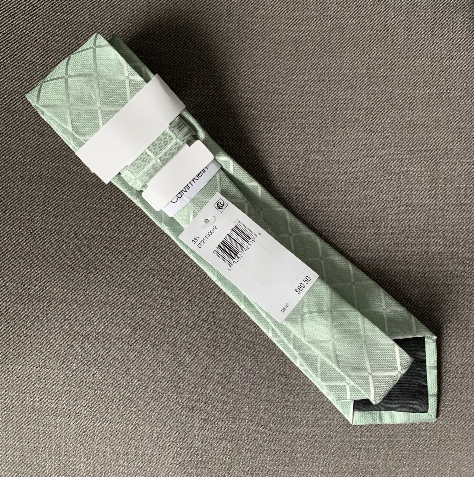 Calvin Klein Men's Neck Tie Light Green Grid Silk Blend MSRP $69.50