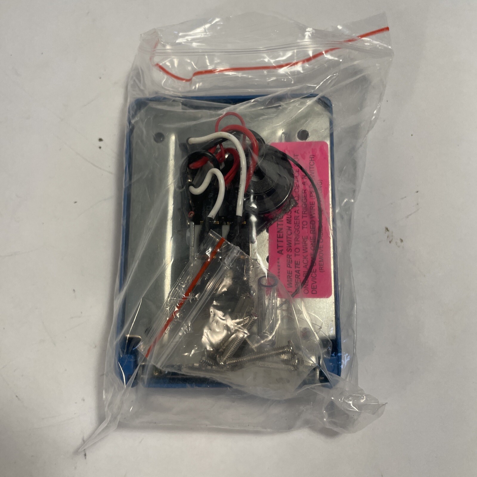 Dortronics 6510/BL-S35 Blue Emergency Pull Station 30VAC/DC New Unused