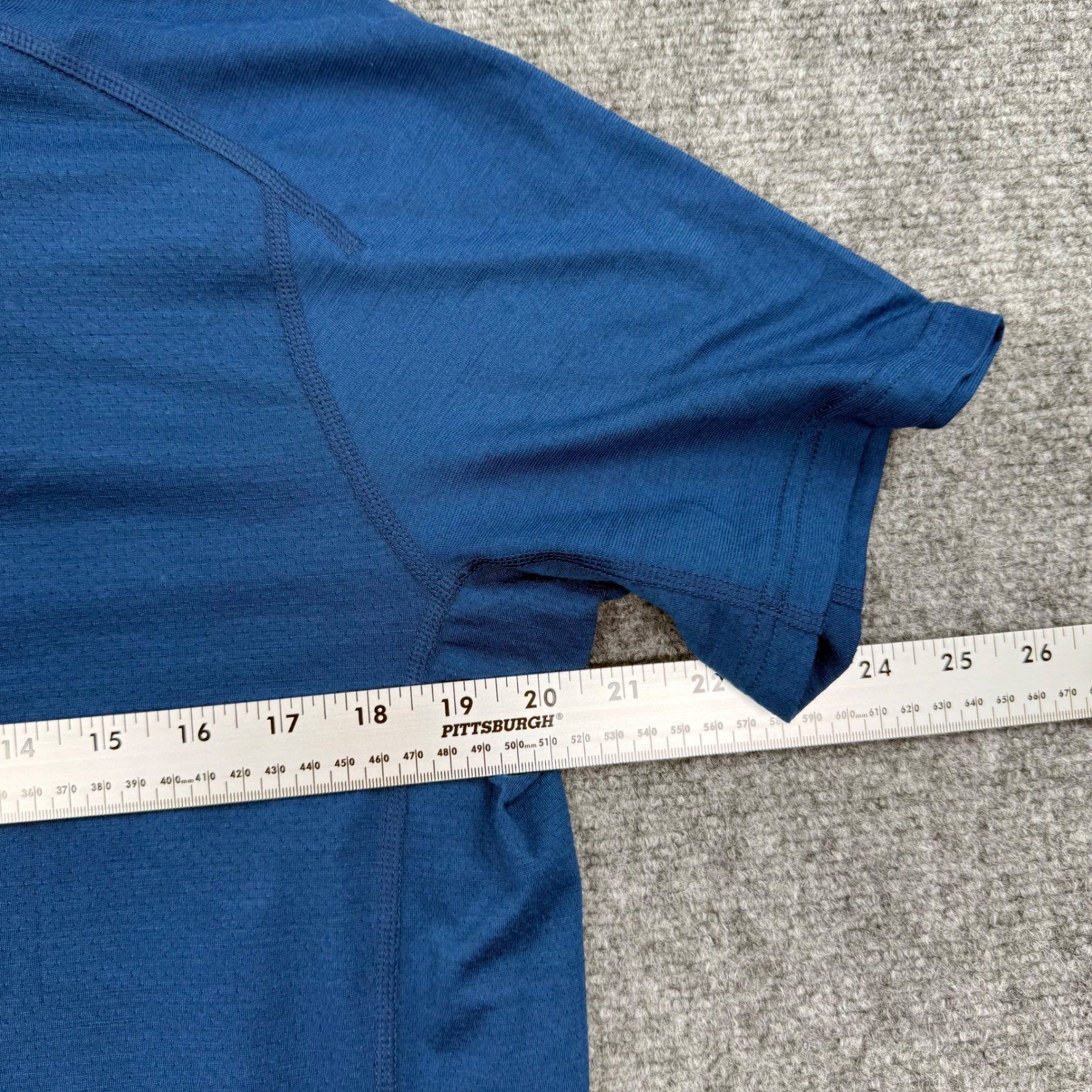 Smartwool Merino Sport 150 Short Sleeve Button Down Shirt Size Medium Blue Men's