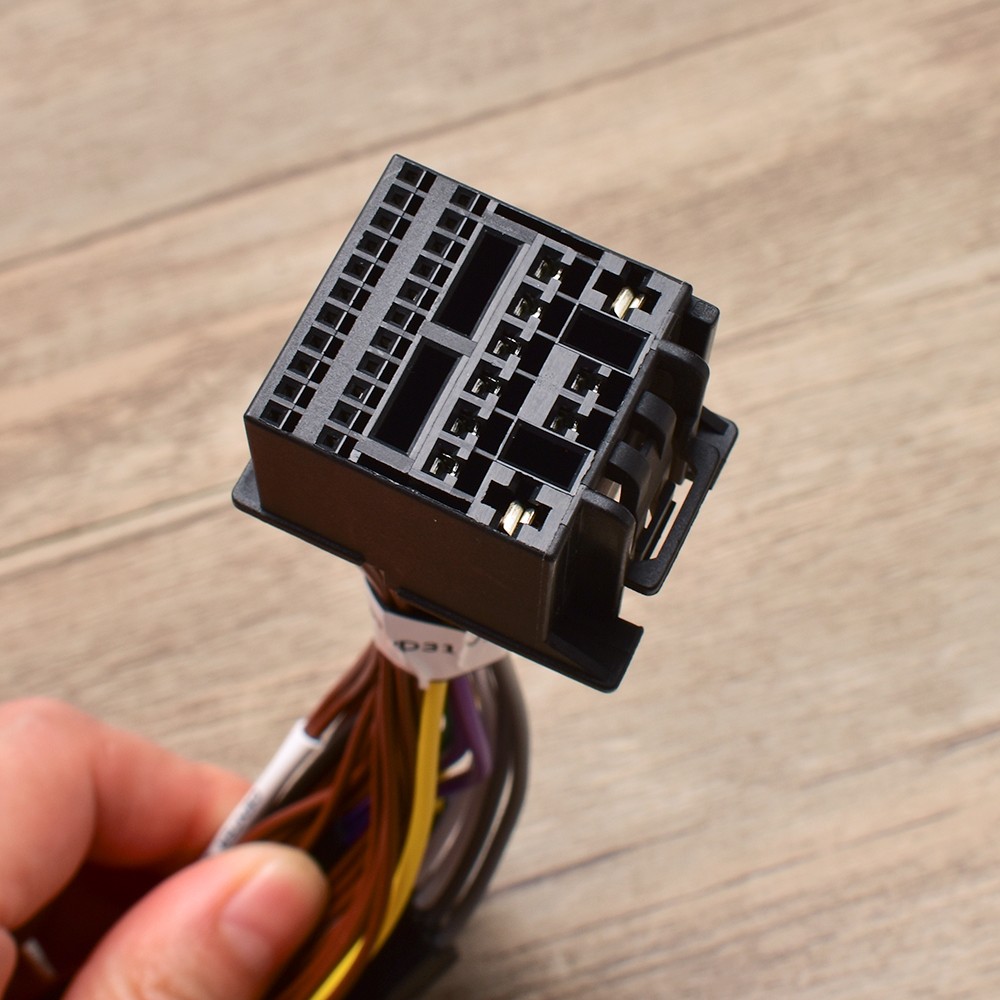 LPHFD31 L.O.C. Pro Audio Integration T-Harness for 2018-2023 Non-Amplified Ford