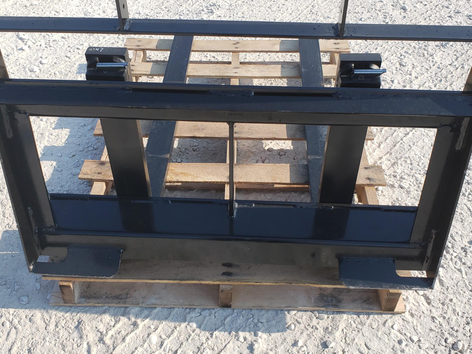 42" Long Pallet Forks Attachment Fits Bobcat MT50 52 55 453 S70 - $199 Shipping