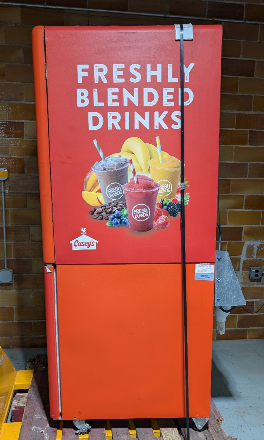 Multiplex Fresh Blends Self Serve Blended Beverage Machine, 45 / hr, Icemaker