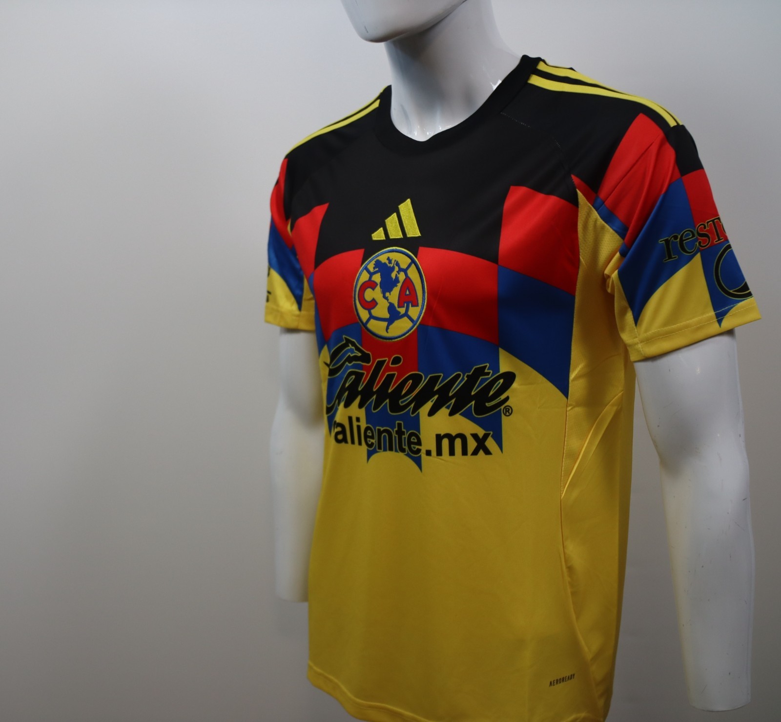 CLUB AMERICA LOCAL 25/26 MX PATCH (TALLA REDUCIDA LEER LA DISCRIPCION)