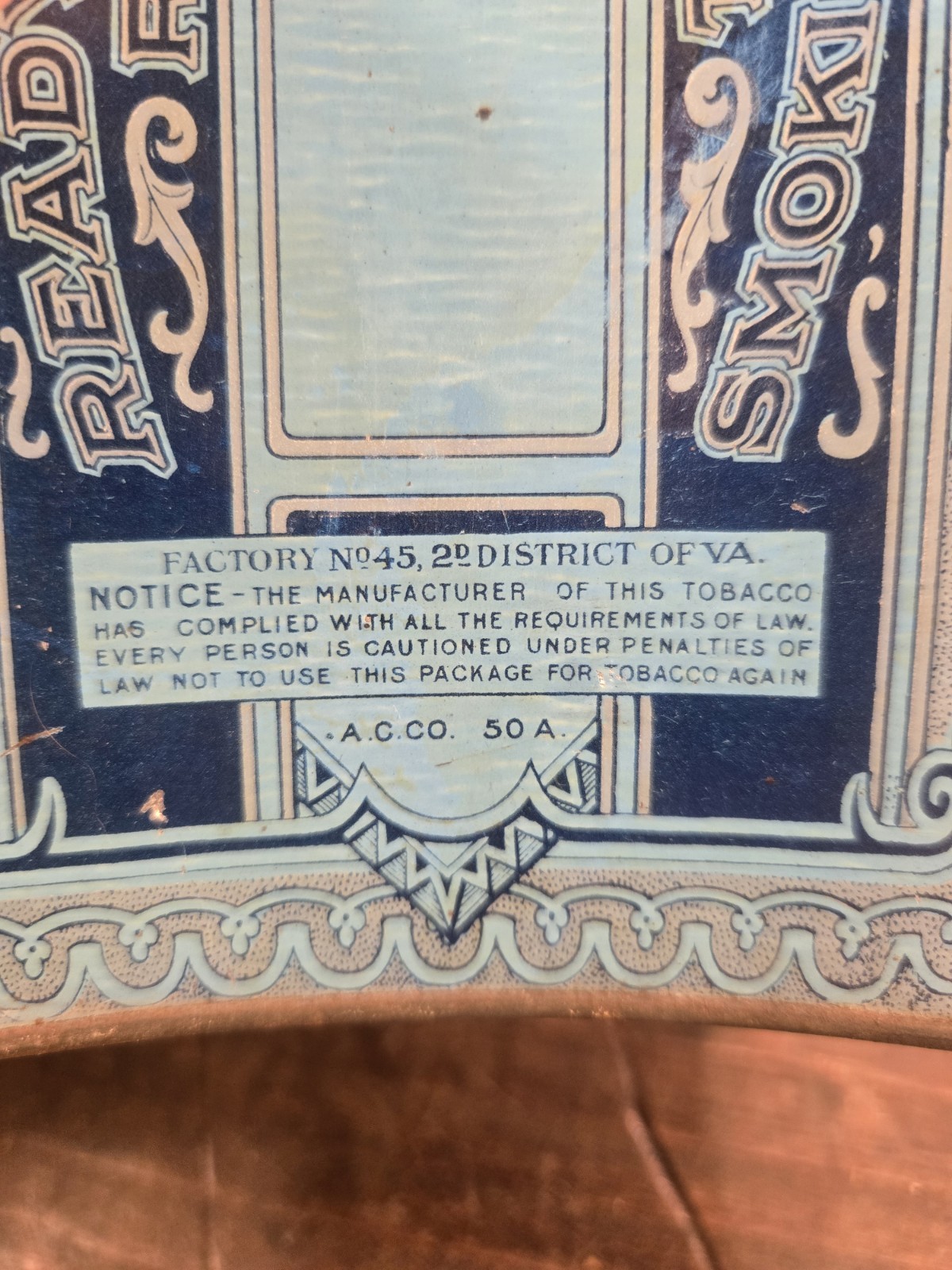 NICE! Edgeworth Ready Rubbed Tobacco Hinged Tin, Vintage