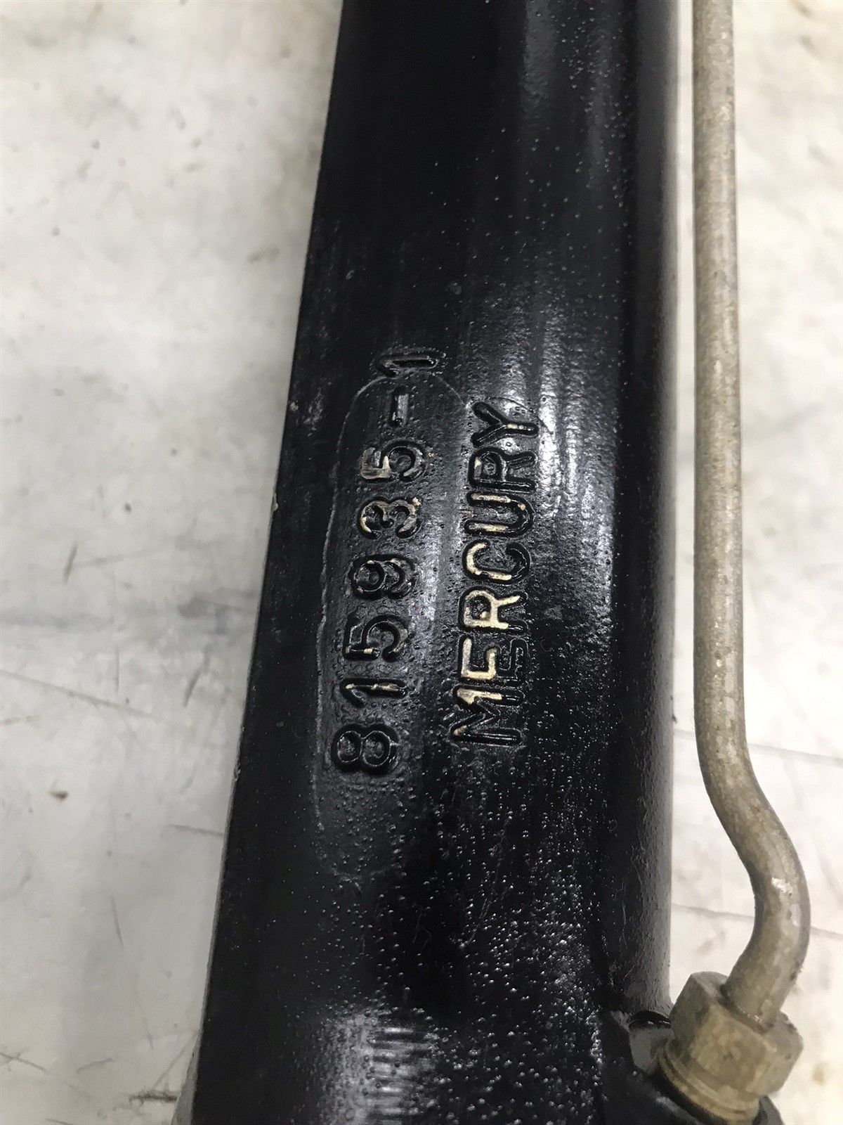 Mercury marine MerCruiser Alpha Bravo trim tilt lift hydraulic cylinders NO SALT