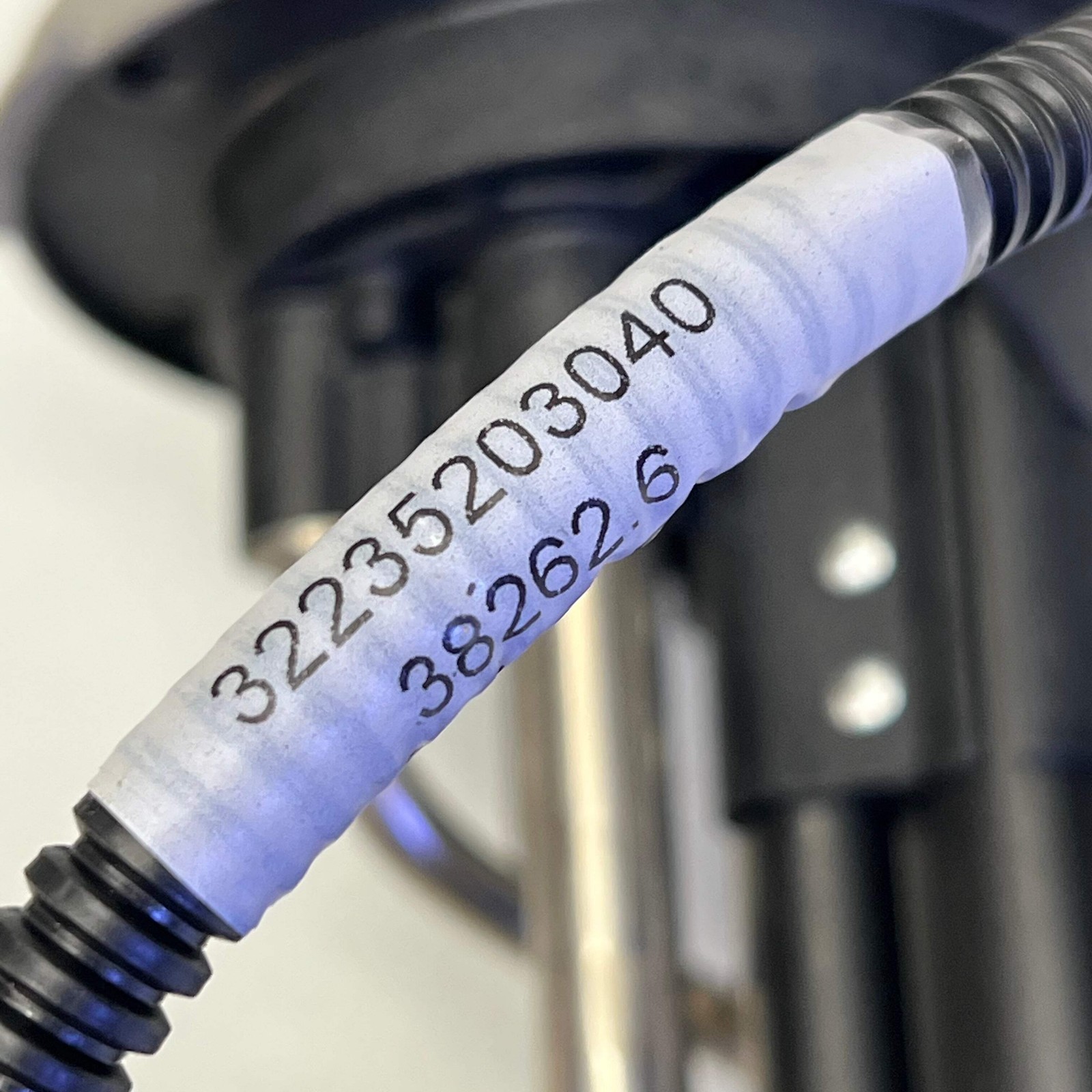 NAVISTAR Genuine International Def Diesel Exhaust Fluid Sensor 5012175R91