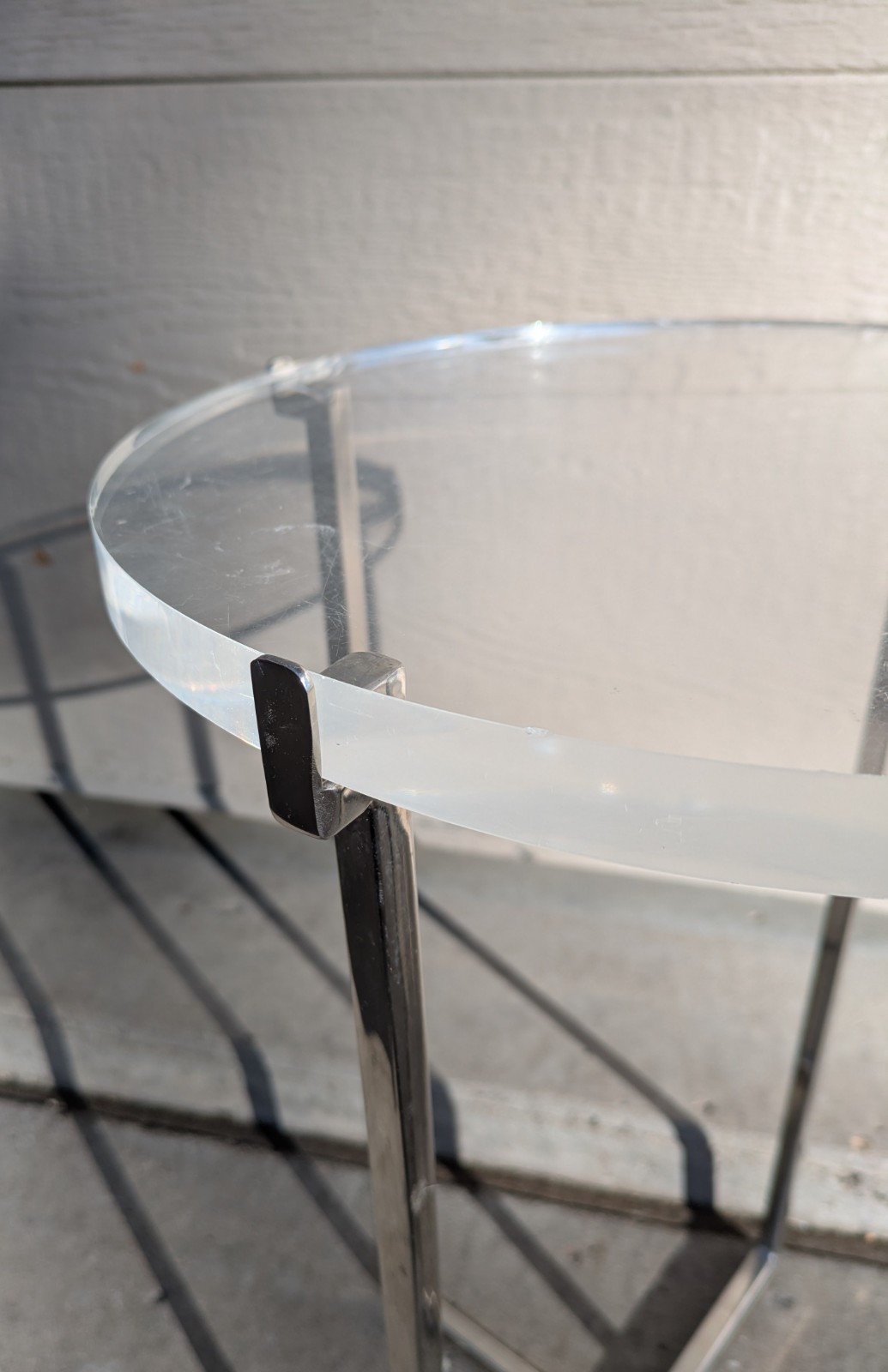 Vintage Mid Century Modern Glam Round Acrylic Lucite Sculptural Metal Table K24