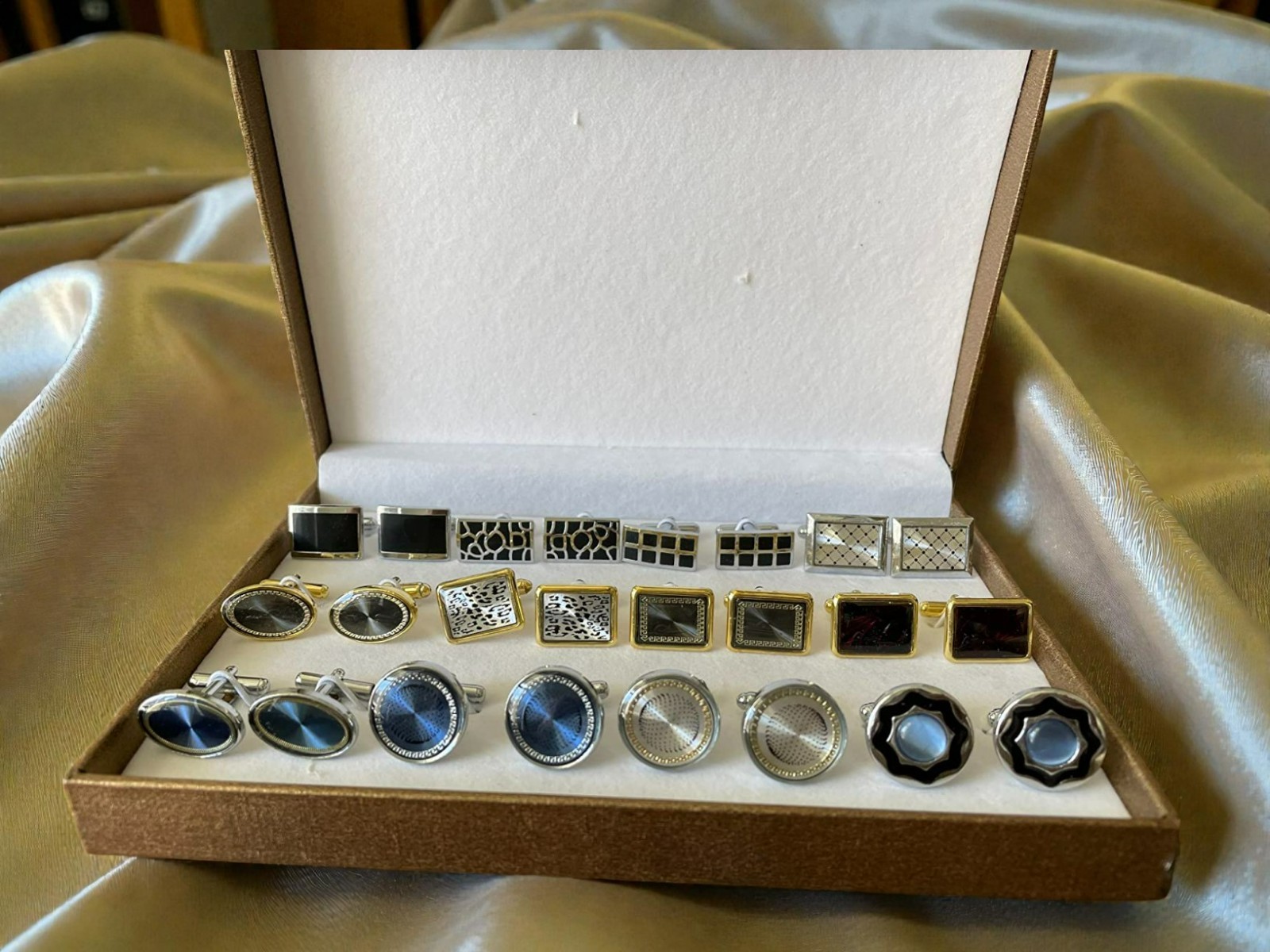 12 Pairs of cufflinks for Men Versatile variants Cufflinks Gifts For Men