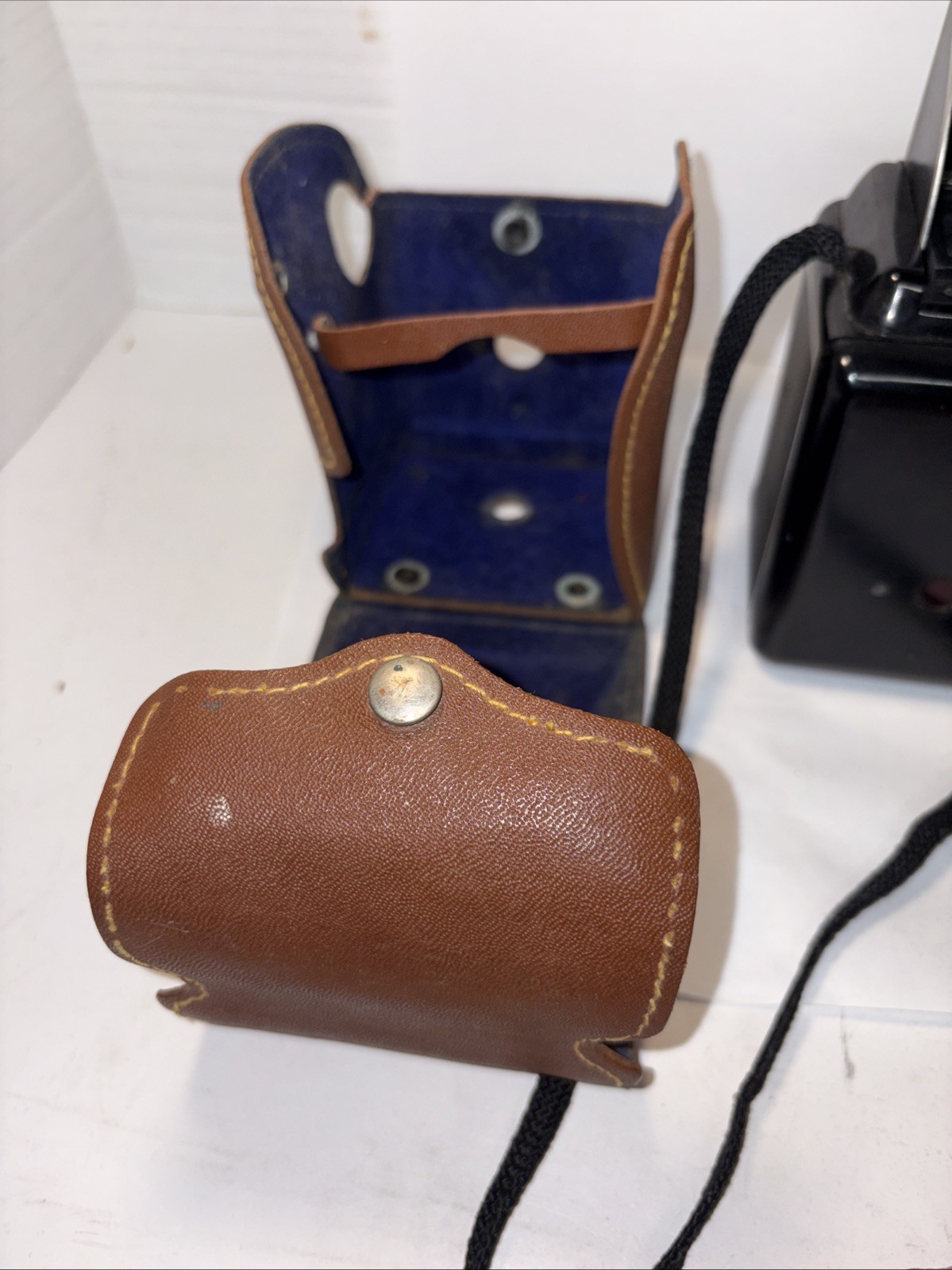 Argus Argoflex Camera Seventy Five 75 mm Camera w/Flashholder And Case Untested