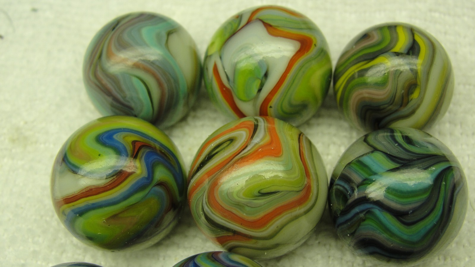 Wood box w Dave McCullough signature marbles Jabo Joker Experimentals w/ 2 dz UV