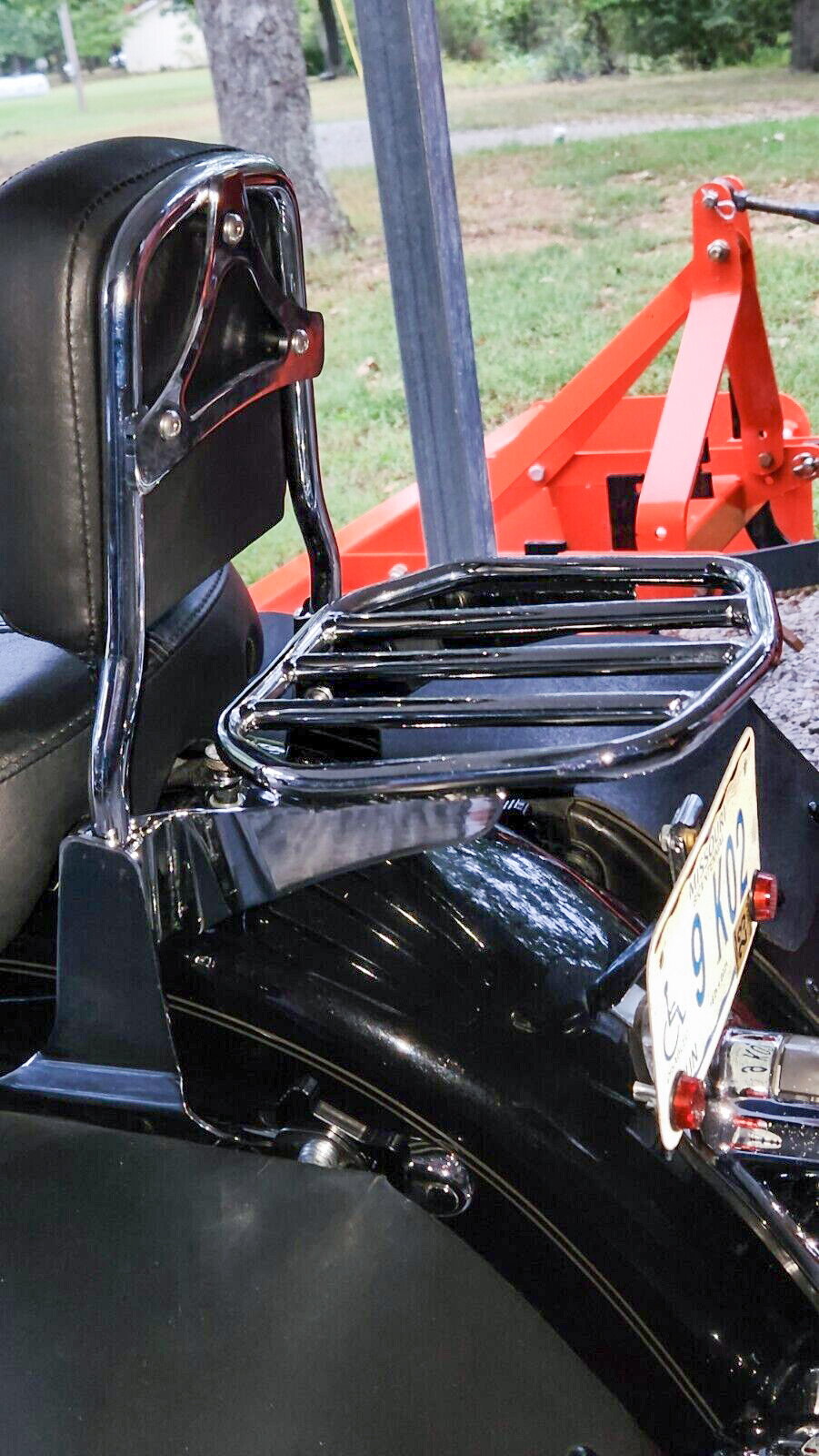 Detach Passenger Sissy Bar Backrest Rack For Harley Softail Fat Boy Deluxe FLSTN