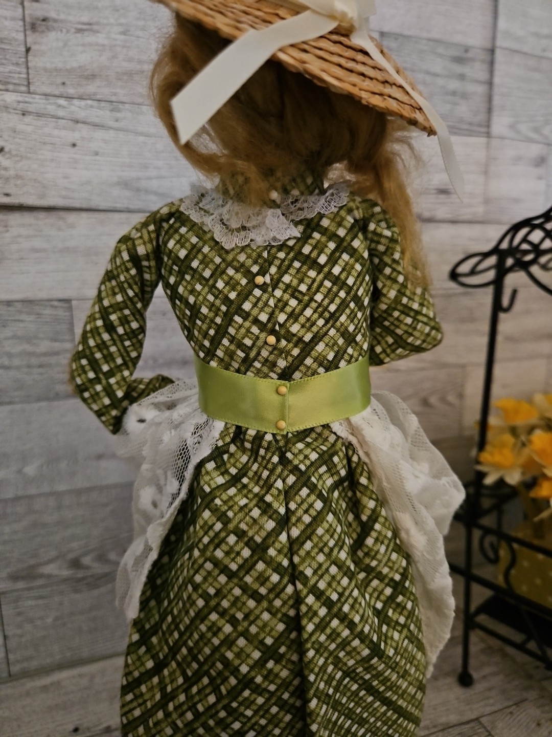 Byers Choice Caroler Signed Lady 15" Tall Daffodils Metal Cart Spring Easter