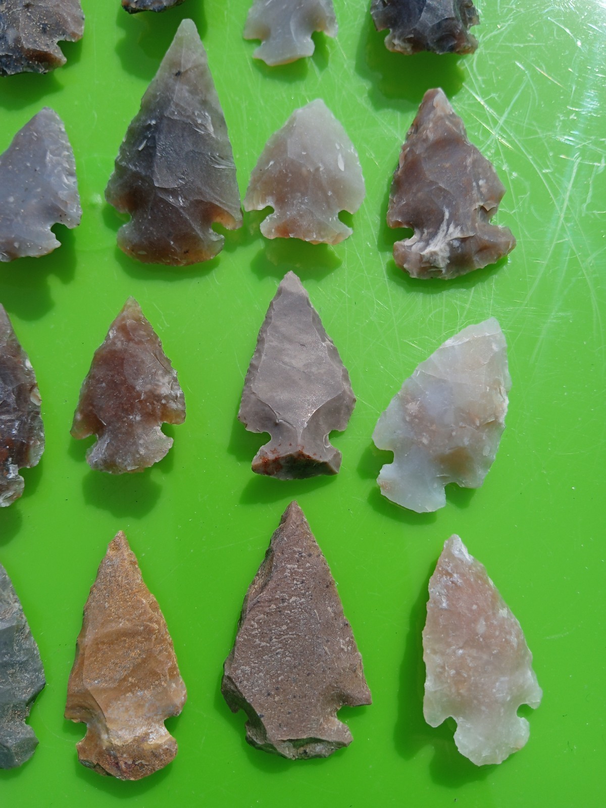 Lot Of 25 Modern Arrowheads! Agates & More! Flintknapping Art. S2