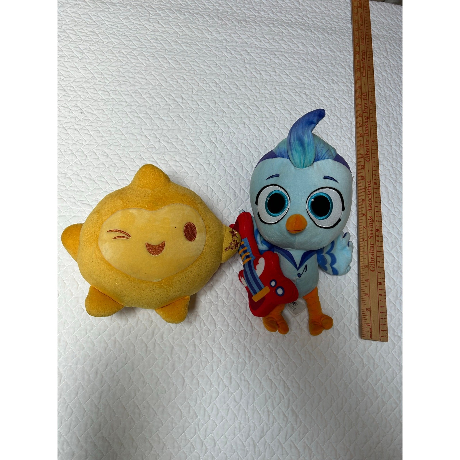 Lot of 2 stuffed plushes