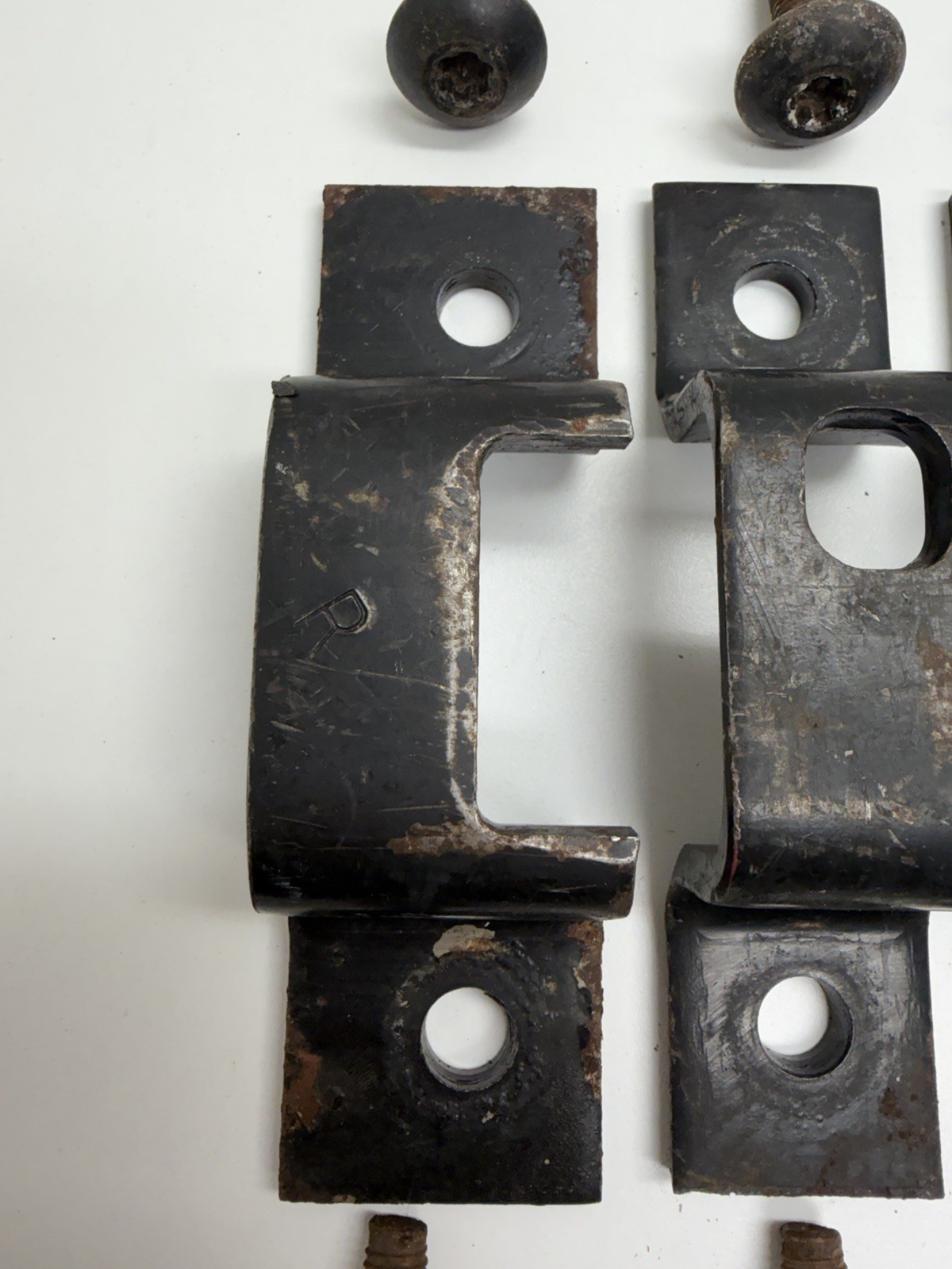 92 - 07 FORD VAN ECONOLINE E SERIES CLUB WAGON BENCH SEAT MOUNTING BRACKETS B22