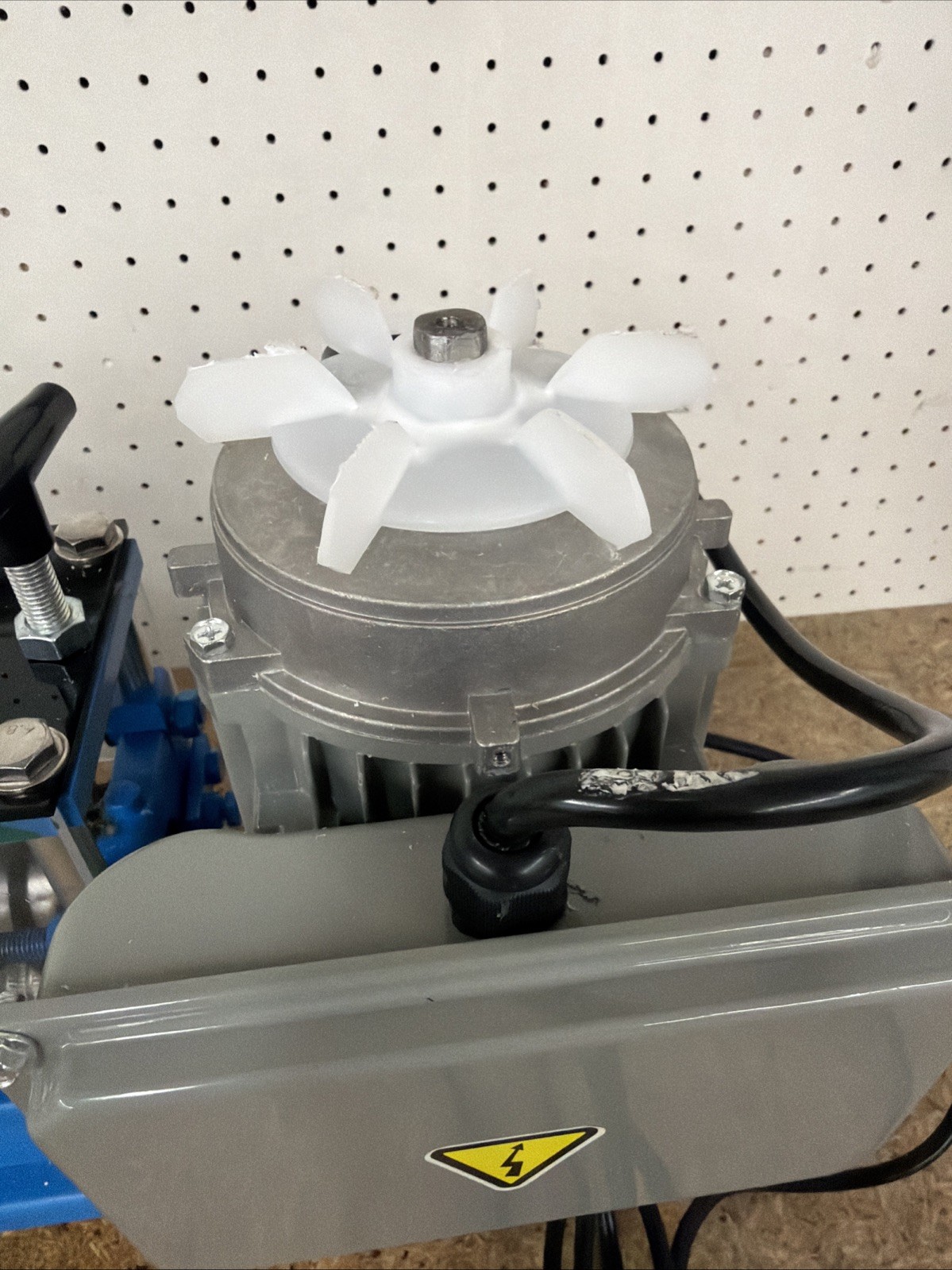 VEVOR Electric Cable Stripping Machine 370Watt 0.06" to 0.15" NO MOTOR FAN COVER