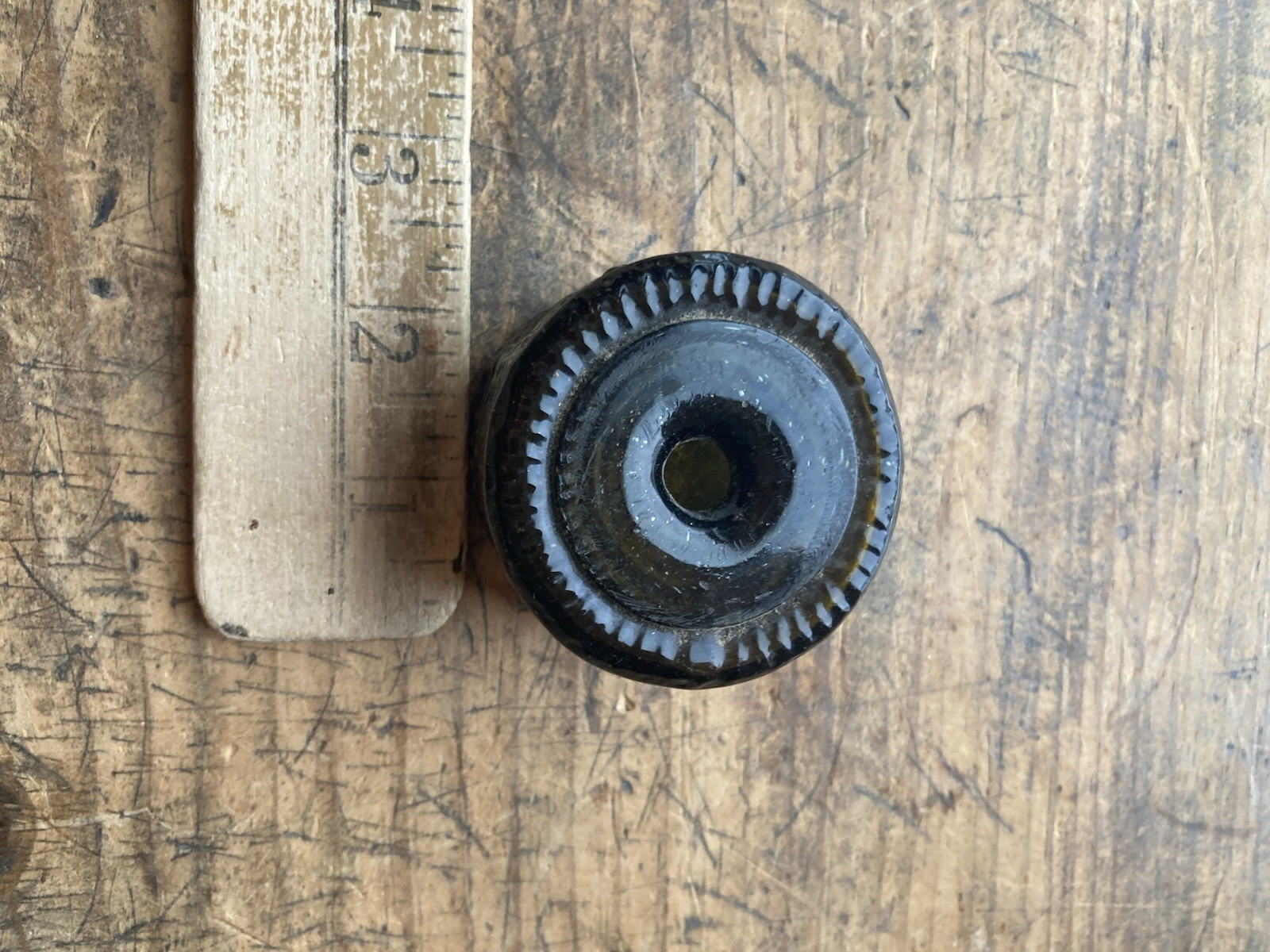 OPEN PONTIL 3 MOLD KEENE DIAMOND GEOMETRIC INKWELL olive green