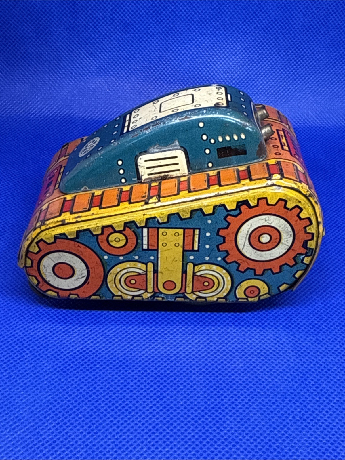 VINTAGE MARX TIN WIND UP TOY SPARKLING TANK #5 (read)