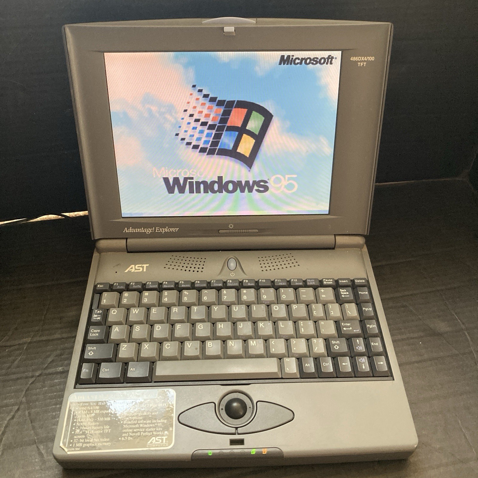 Vintage AST Advantage! Explorer 212 Laptop 486DX4/100 TFT, Working, Read Desc.