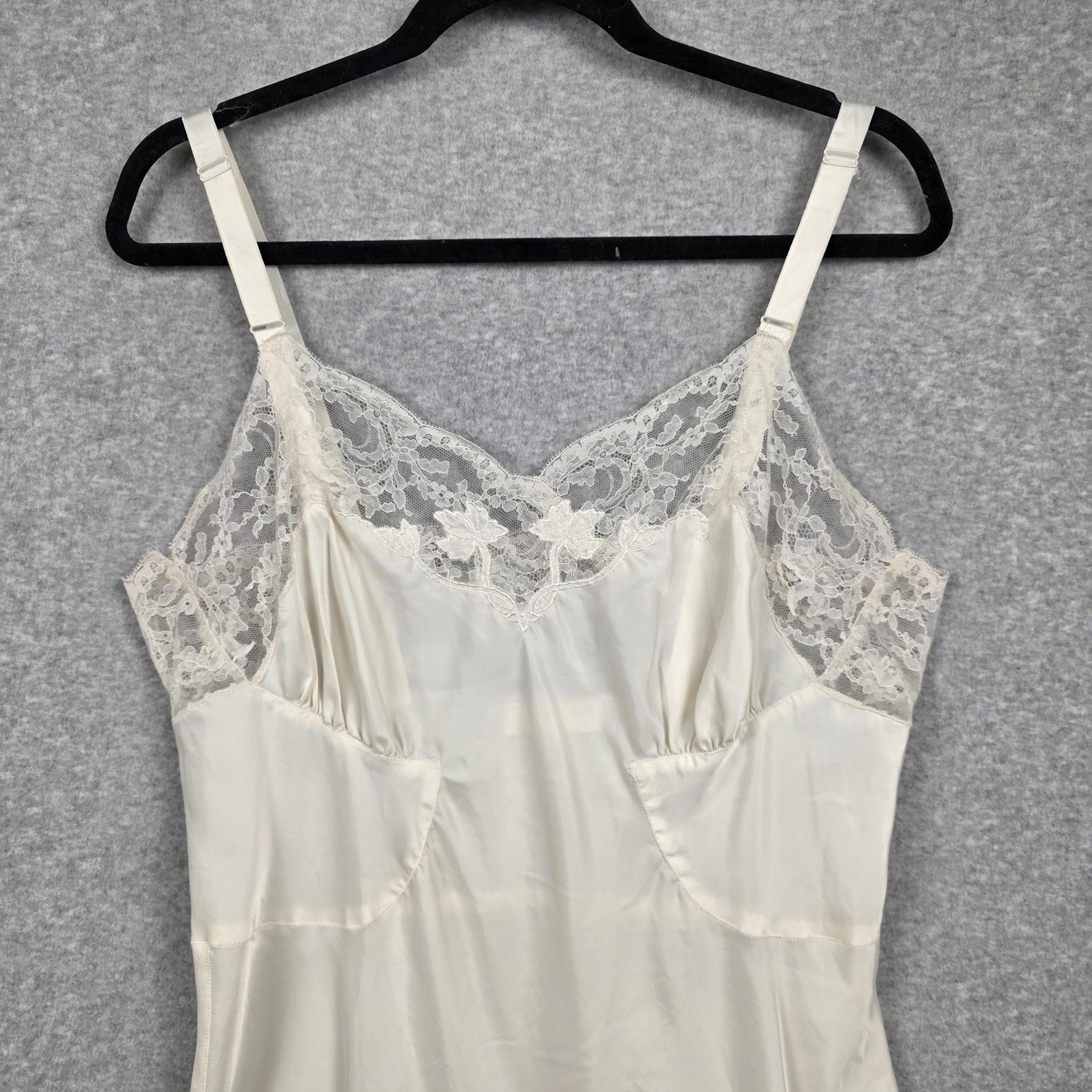 Vintage Barbizon Full Slip Womens 10 White Satin Lace Trim Rhapsody Lingerie