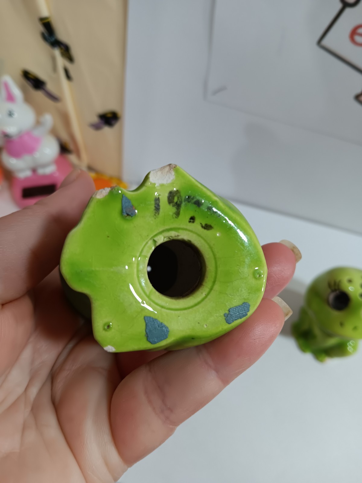 VTG NEIL THE FROG SALT & PEPPER SHAKERS CERAMIC 1970'S SET SEARS AND ROEBUCK!!!