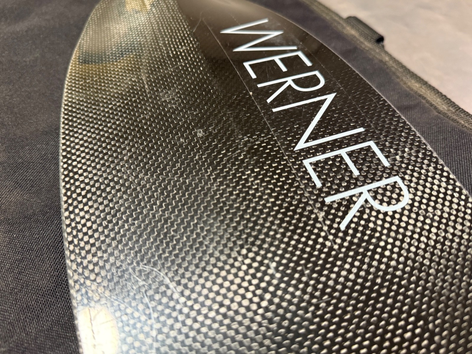 Werner Kalliste 2 Piece Straight Shaft Kayak Paddle - Carbon - Includes Case