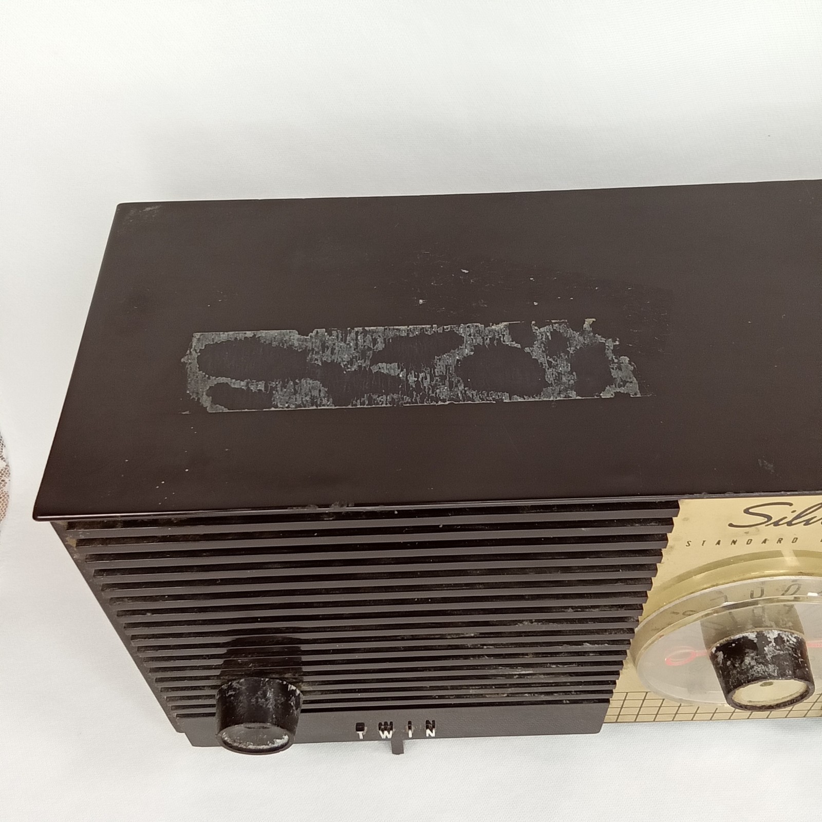 MCM Tube Radio Silvertone 9004 Brown With Twin Speakers Made In USA 1959